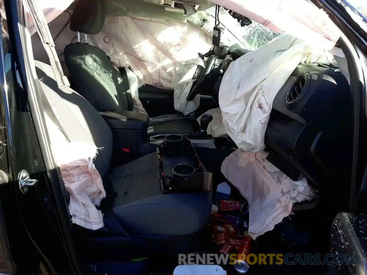 5 Photograph of a damaged car 3TMAZ5CN8MM143120 TOYOTA TACOMA 2021