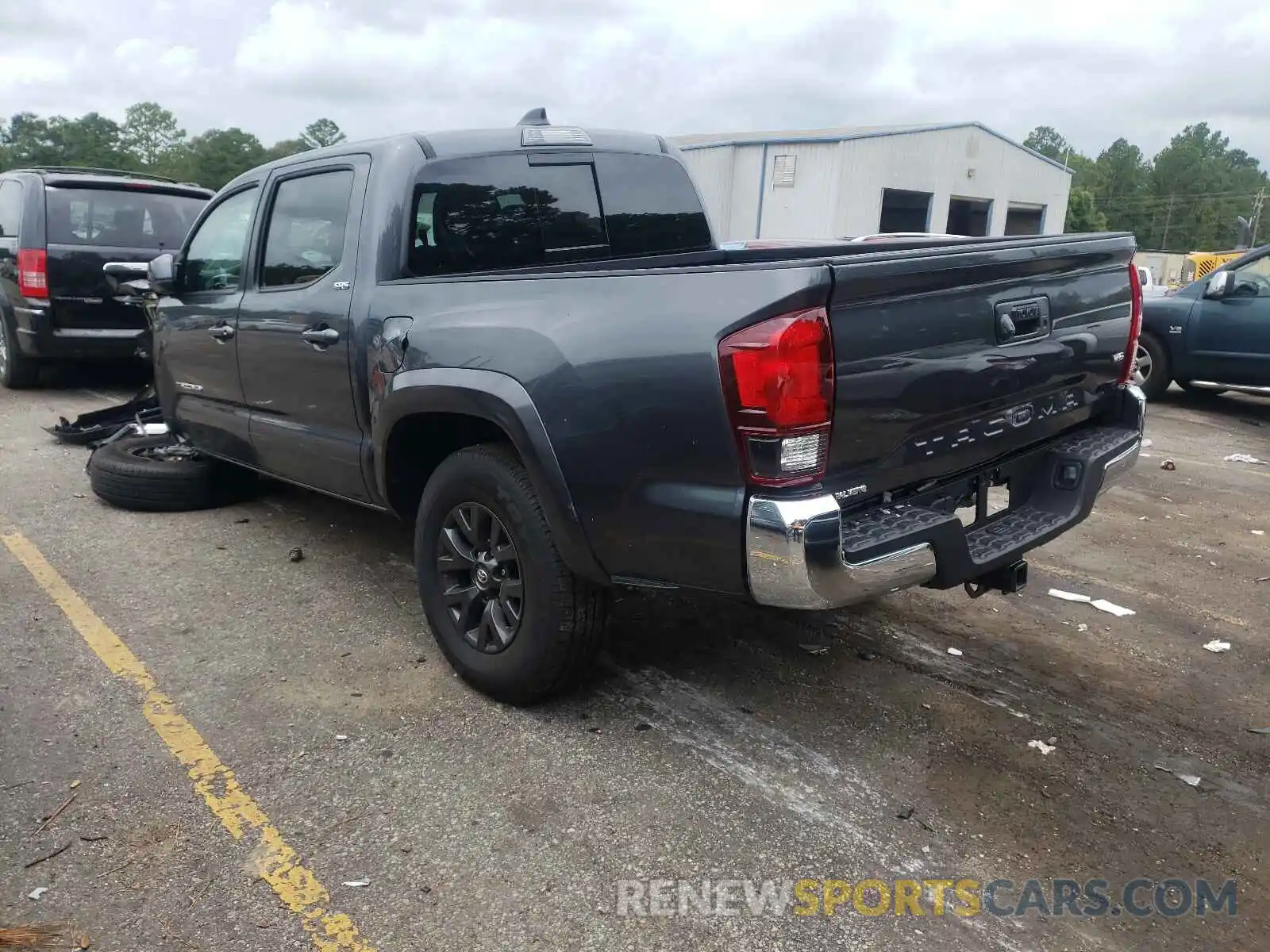 3 Photograph of a damaged car 3TMAZ5CN8MM143361 TOYOTA TACOMA 2021