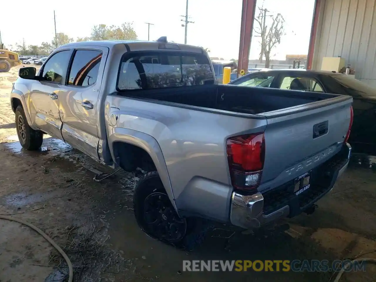 3 Photograph of a damaged car 3TMAZ5CN8MM146969 TOYOTA TACOMA 2021