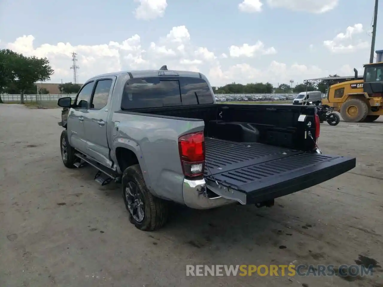 3 Photograph of a damaged car 3TMAZ5CN8MM151265 TOYOTA TACOMA 2021