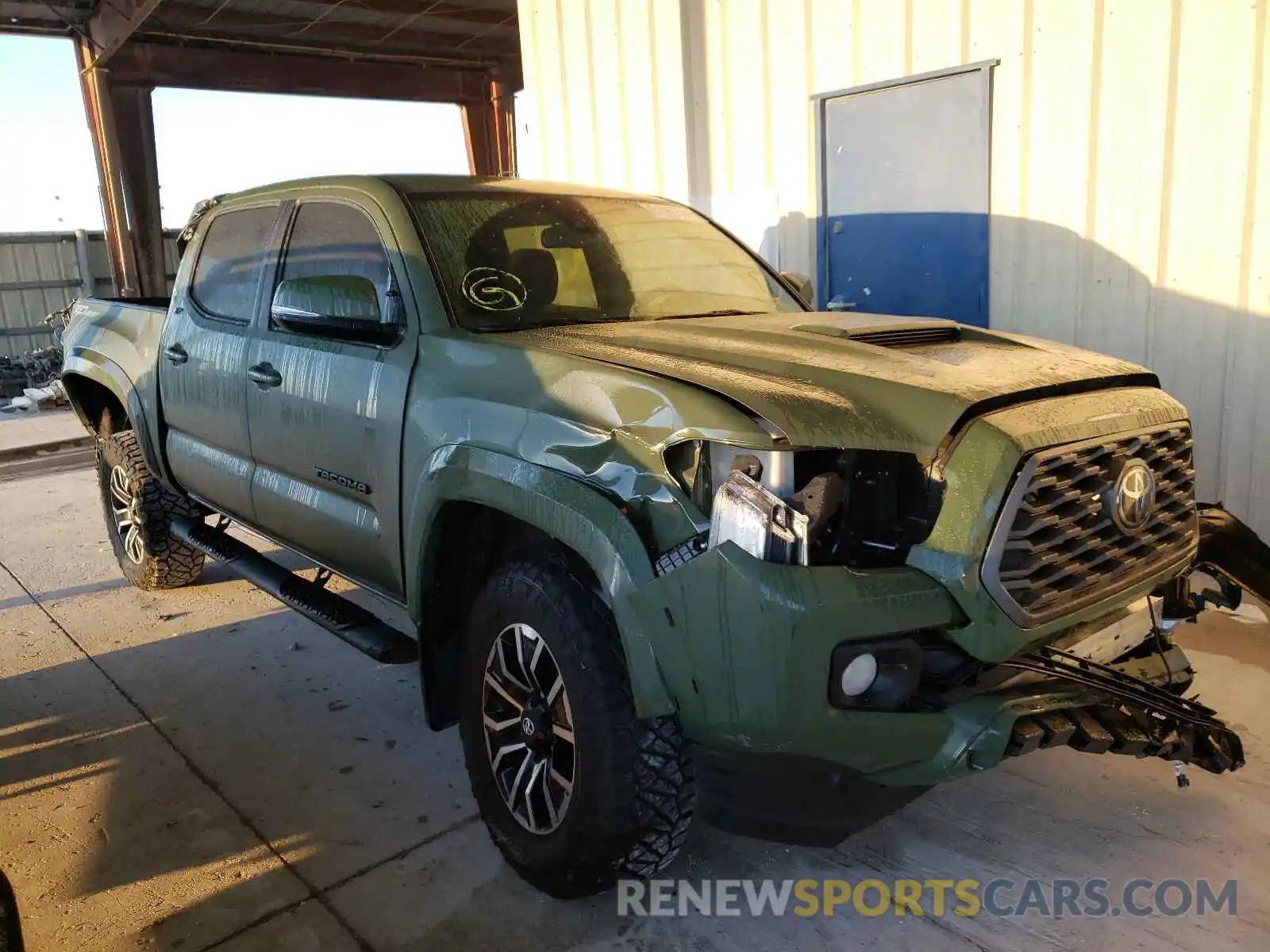 1 Photograph of a damaged car 3TMAZ5CN8MM151914 TOYOTA TACOMA 2021