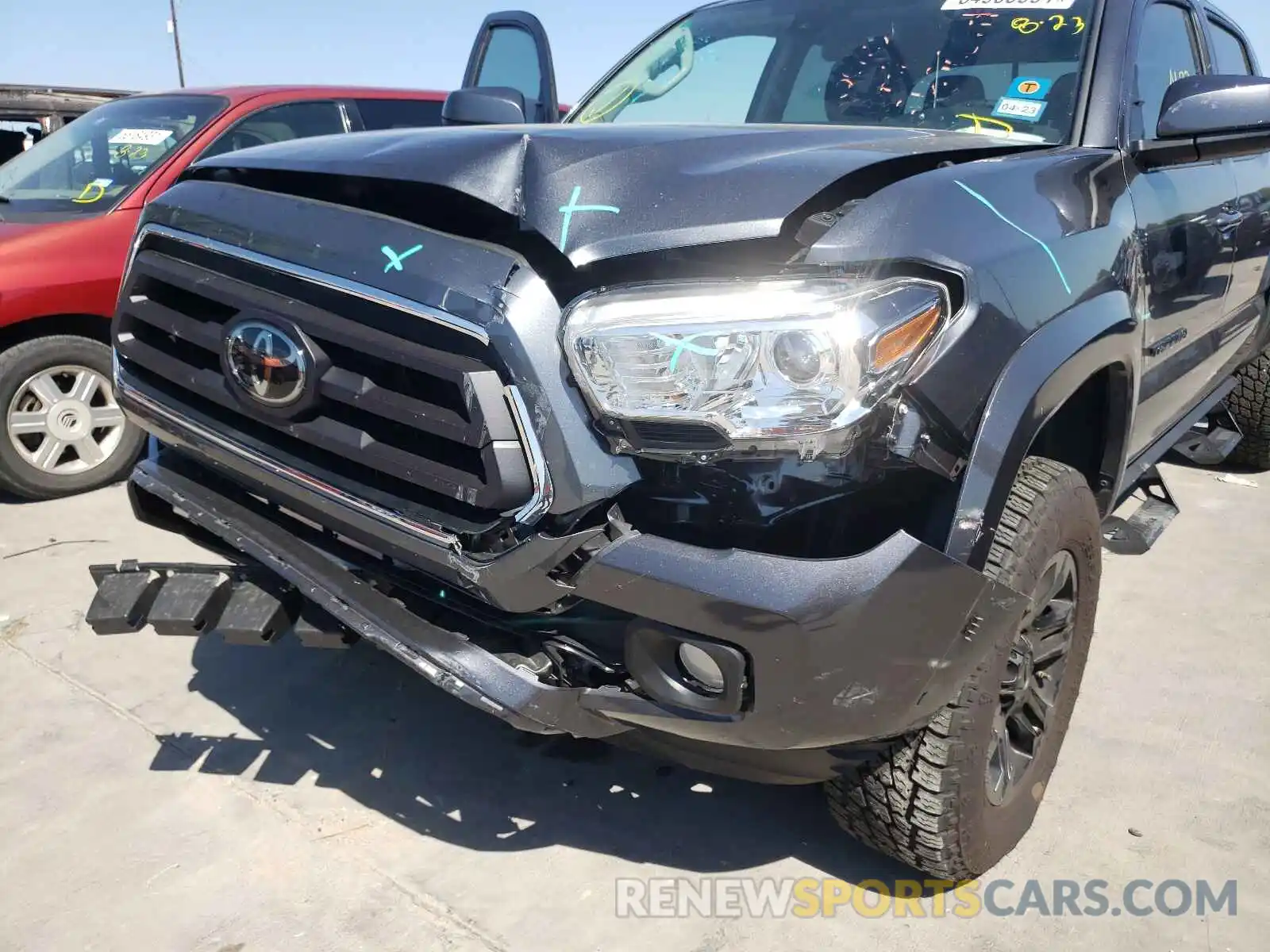 9 Photograph of a damaged car 3TMAZ5CN8MM152965 TOYOTA TACOMA 2021