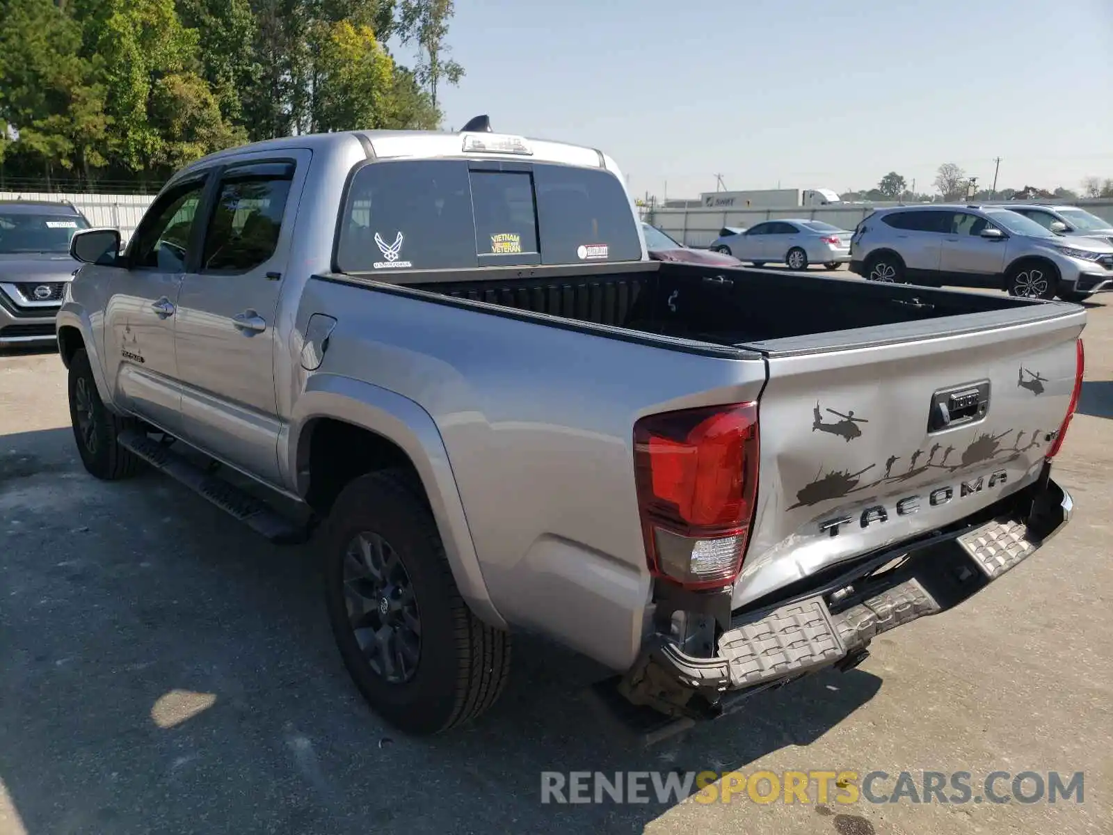 3 Photograph of a damaged car 3TMAZ5CN9MM147869 TOYOTA TACOMA 2021