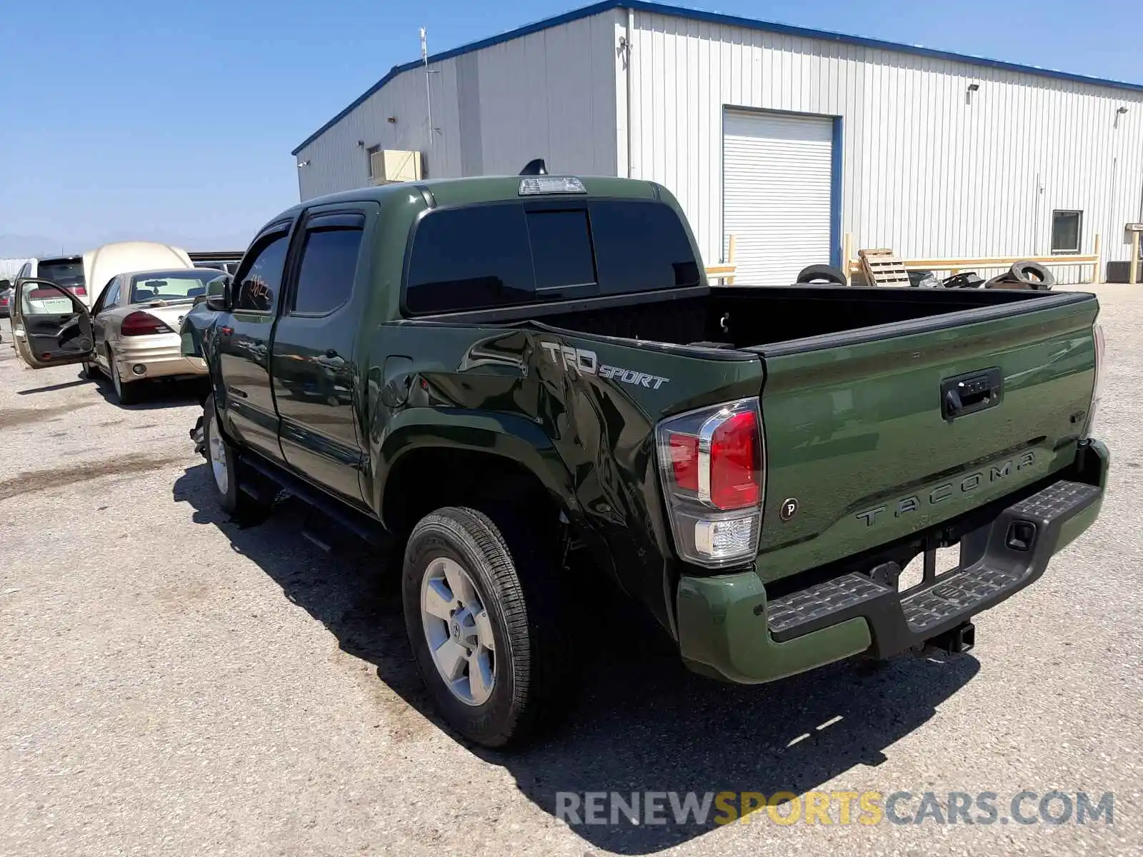 3 Photograph of a damaged car 3TMAZ5CNXMM140946 TOYOTA TACOMA 2021