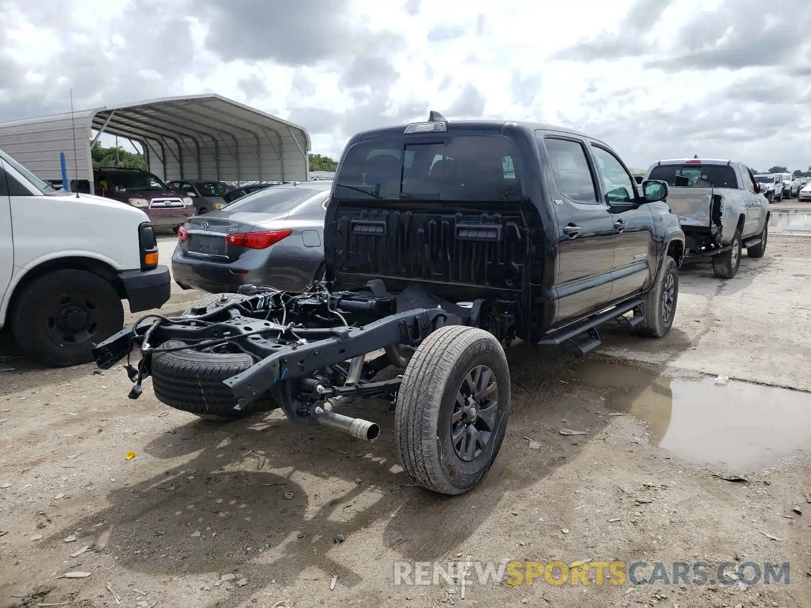 4 Photograph of a damaged car 3TMBZ5DN4MM031451 TOYOTA TACOMA 2021