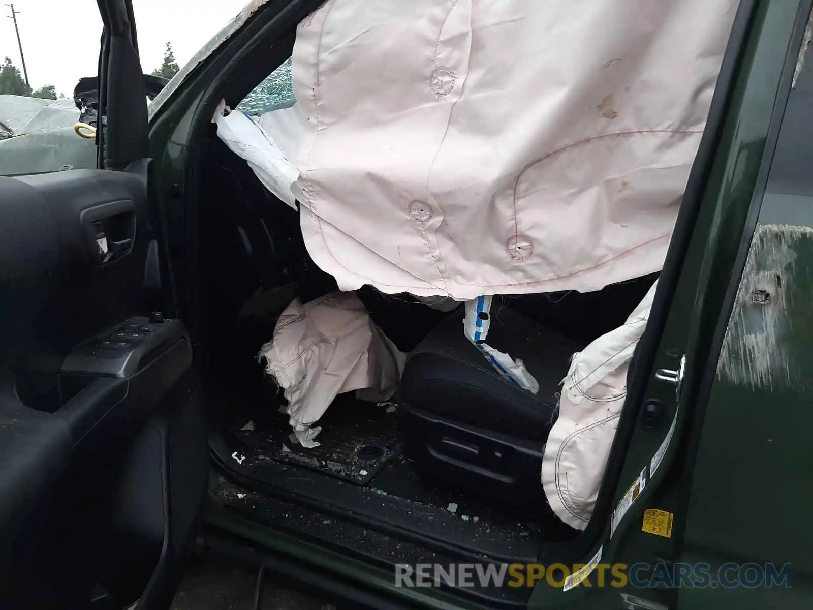 5 Photograph of a damaged car 3TMBZ5DN5MM028123 TOYOTA TACOMA 2021