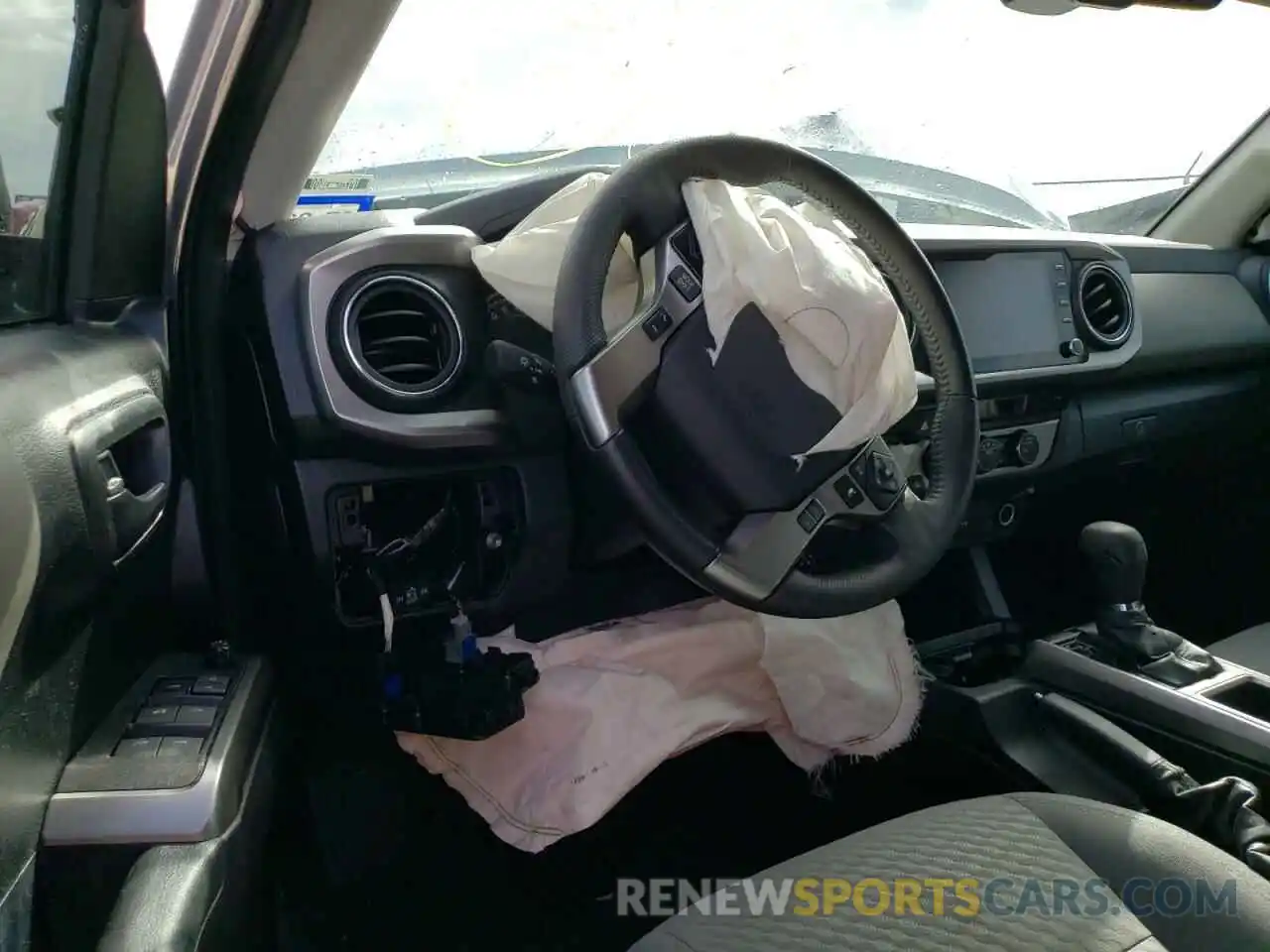 9 Photograph of a damaged car 3TMBZ5DN5MM031717 TOYOTA TACOMA 2021