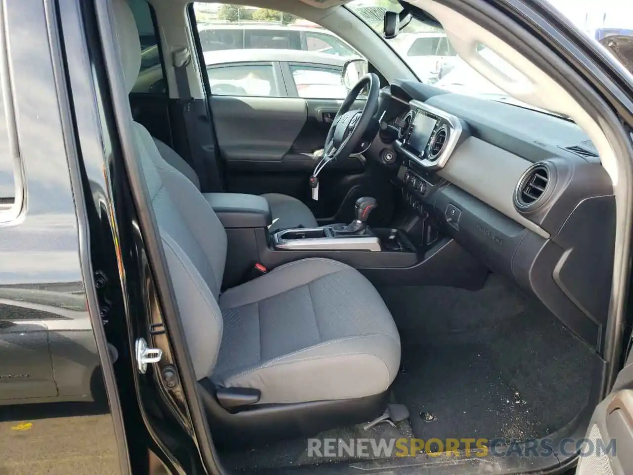 5 Photograph of a damaged car 3TMBZ5DN6MM031788 TOYOTA TACOMA 2021