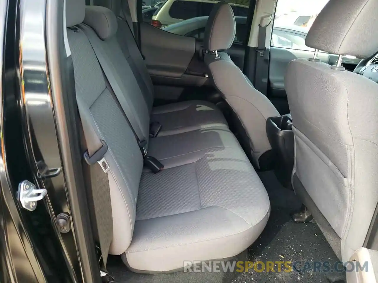 6 Photograph of a damaged car 3TMBZ5DN6MM031788 TOYOTA TACOMA 2021