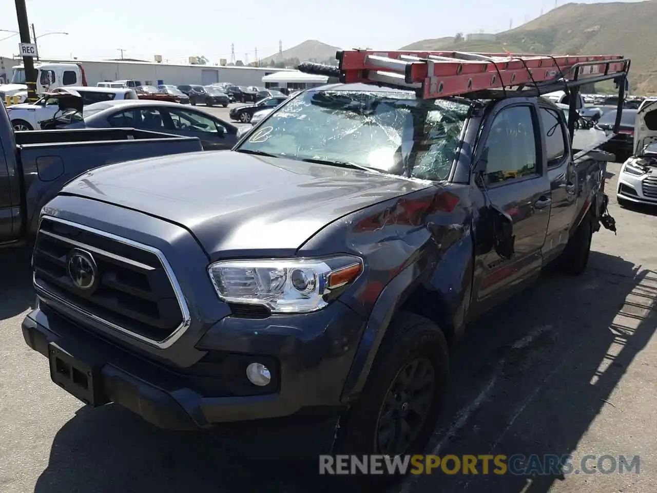 2 Photograph of a damaged car 3TMBZ5DN8MM028889 TOYOTA TACOMA 2021