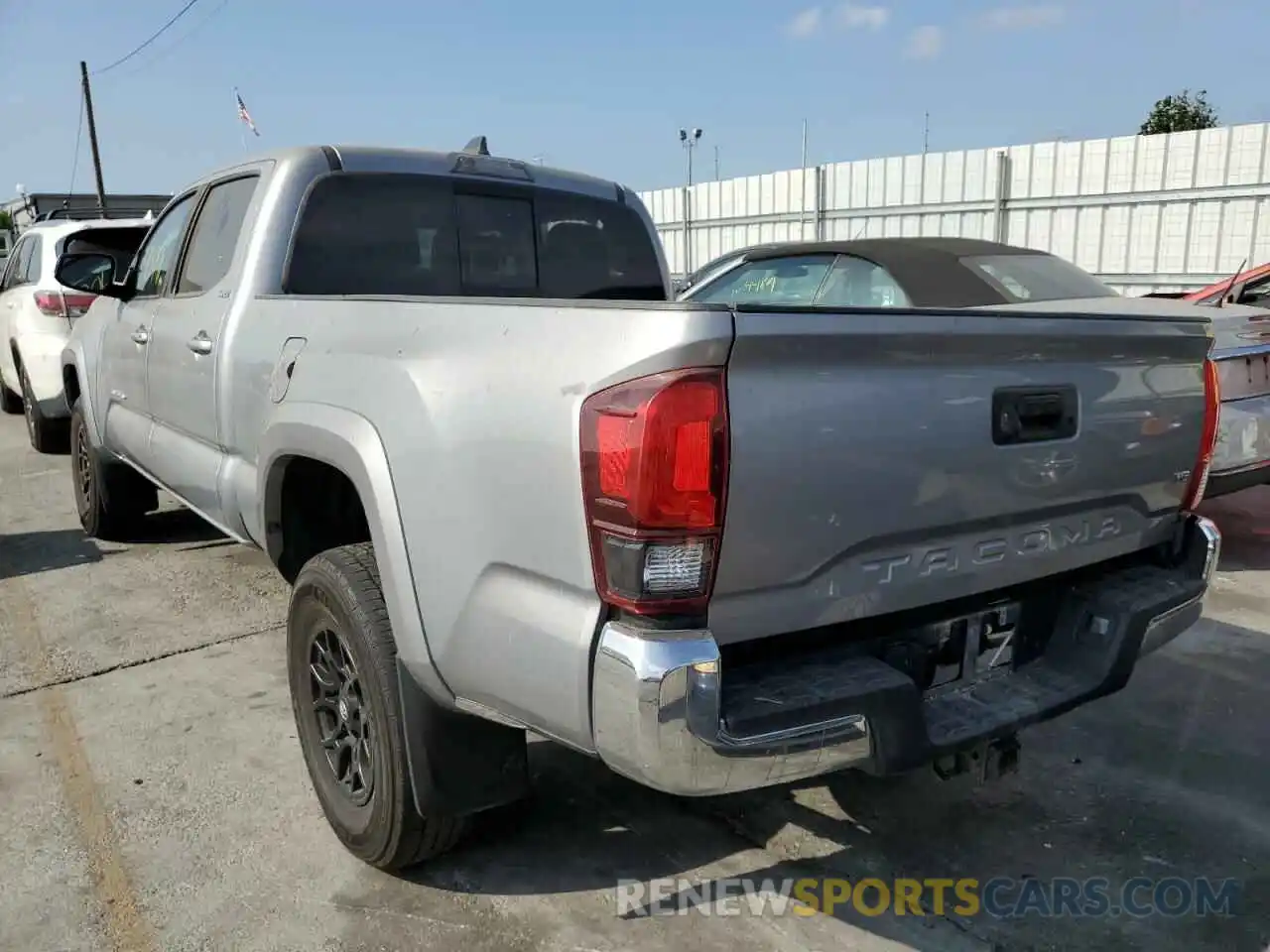 3 Фотография поврежденного автомобиля 3TMBZ5DN8MM029279 TOYOTA TACOMA 2021