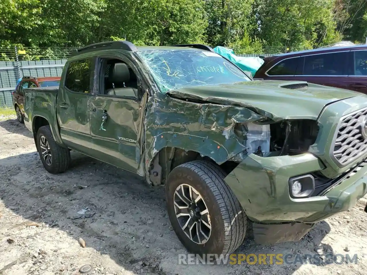 9 Photograph of a damaged car 3TMCZ5AN0MM371012 TOYOTA TACOMA 2021