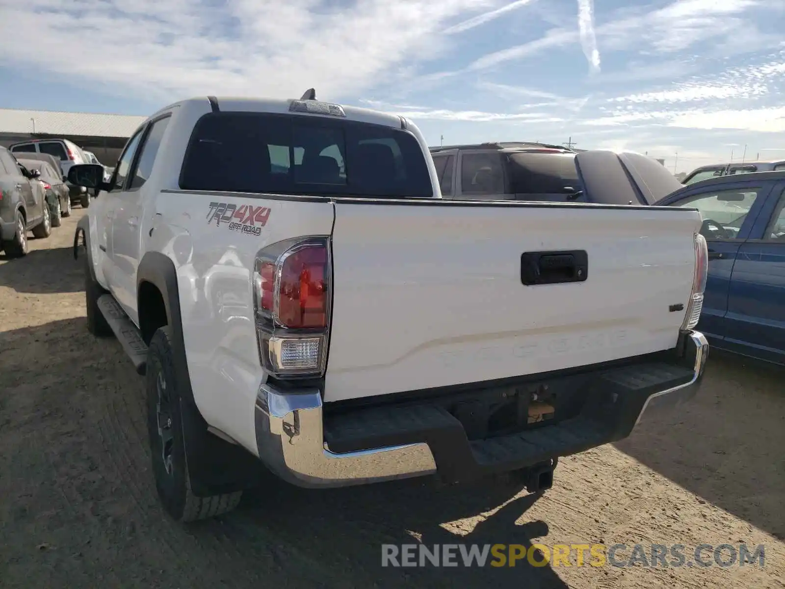 3 Photograph of a damaged car 3TMCZ5AN0MM377036 TOYOTA TACOMA 2021