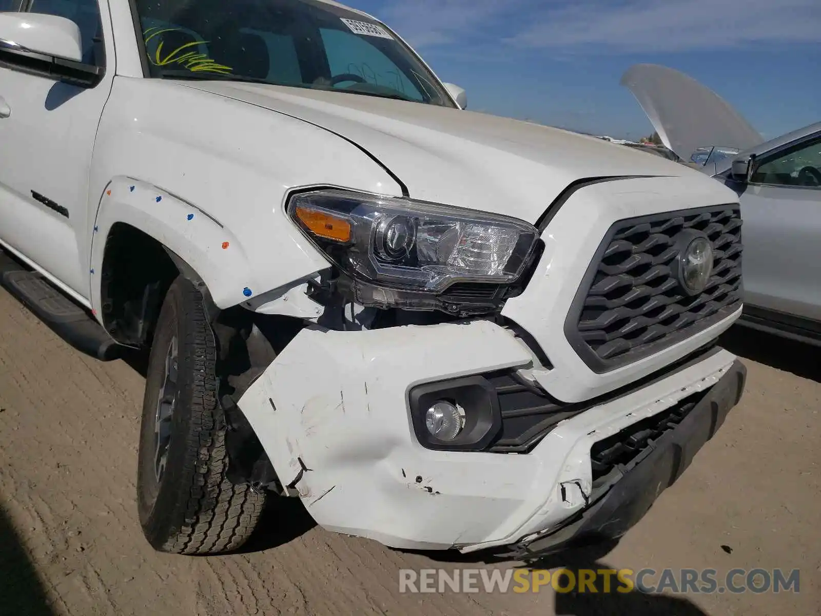 9 Photograph of a damaged car 3TMCZ5AN0MM377036 TOYOTA TACOMA 2021