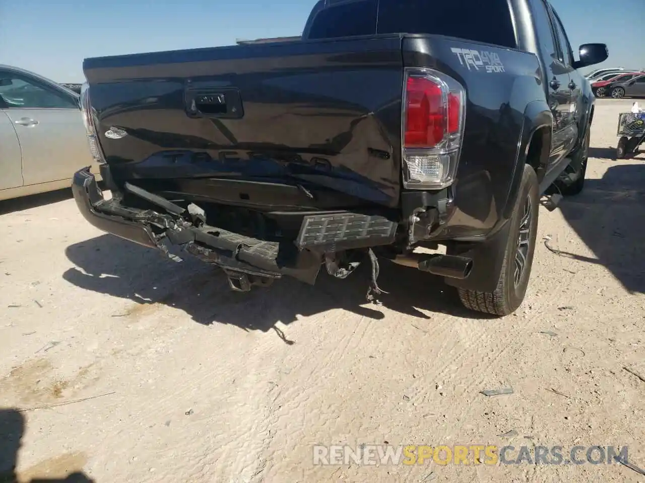 9 Photograph of a damaged car 3TMCZ5AN0MM377280 TOYOTA TACOMA 2021