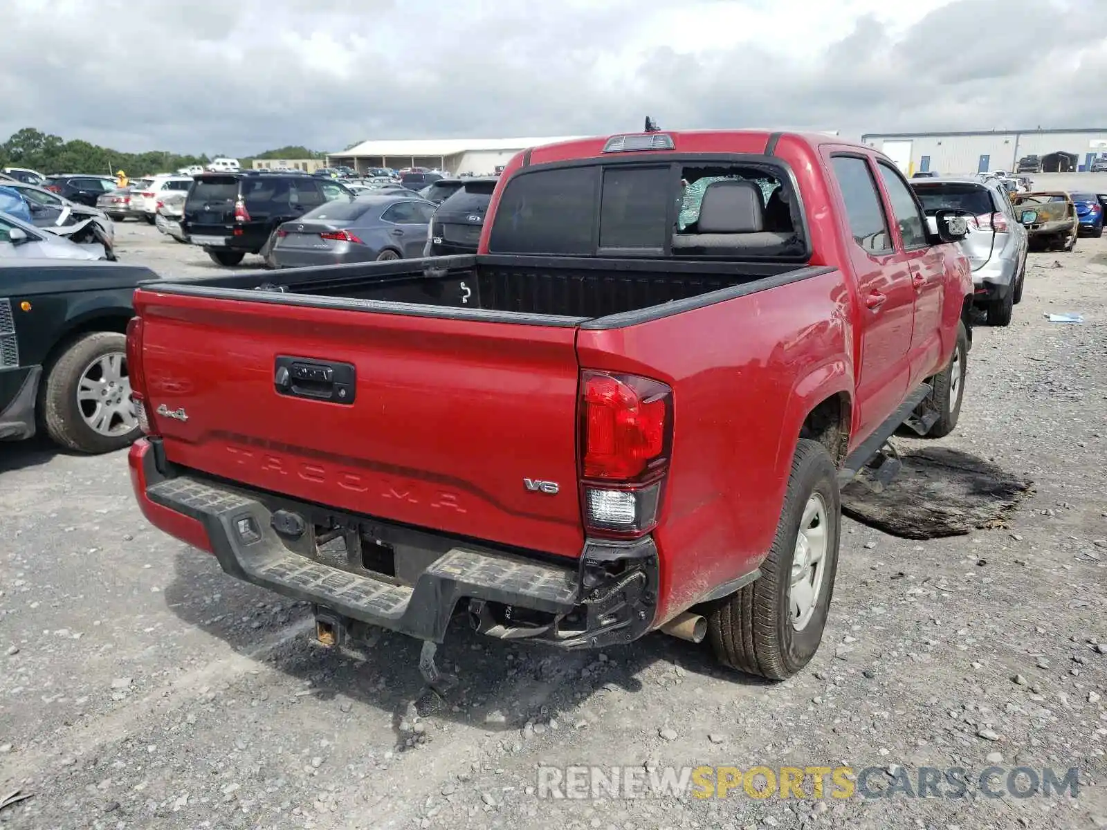 4 Photograph of a damaged car 3TMCZ5AN0MM378266 TOYOTA TACOMA 2021