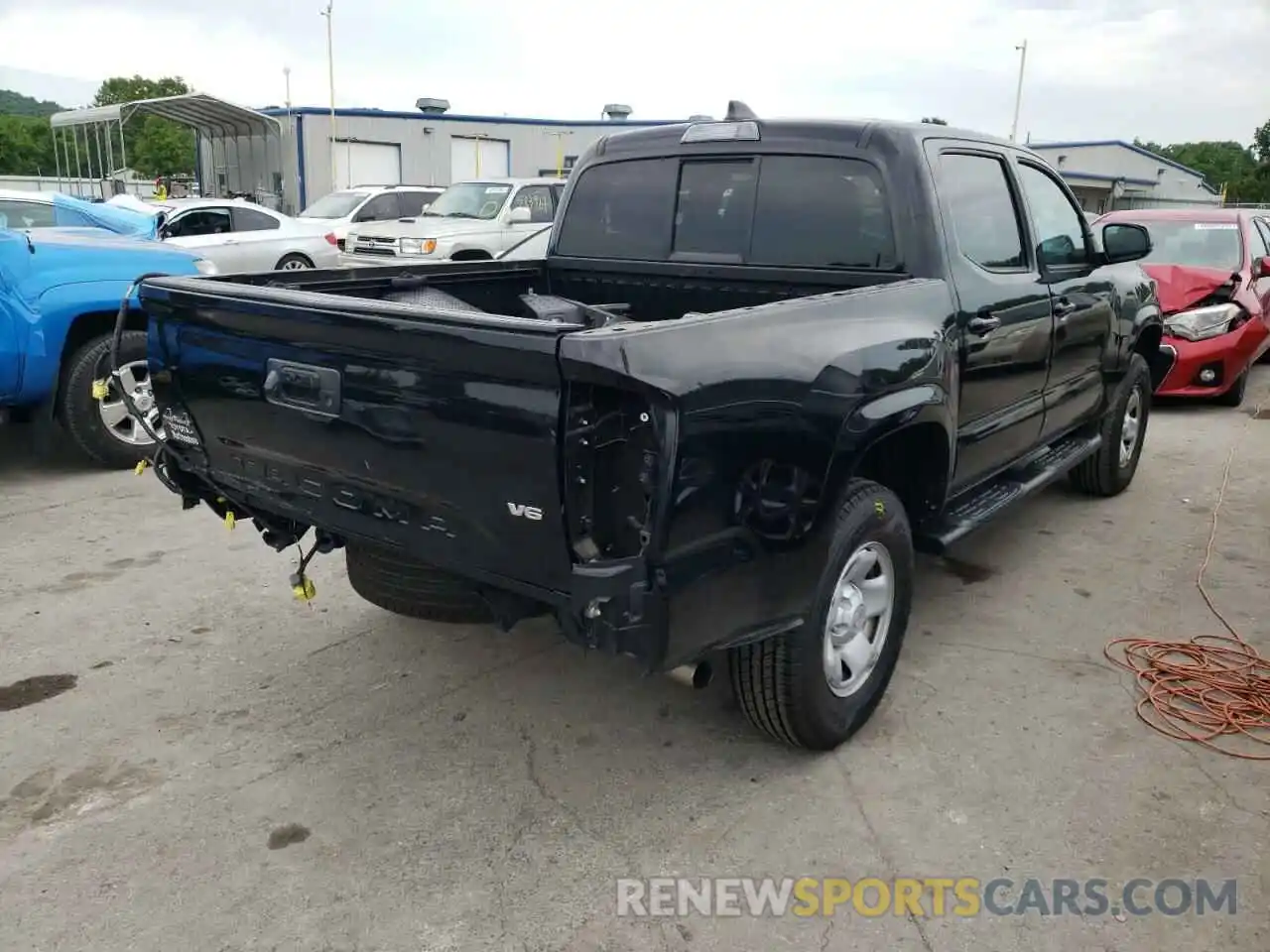 4 Photograph of a damaged car 3TMCZ5AN0MM380230 TOYOTA TACOMA 2021