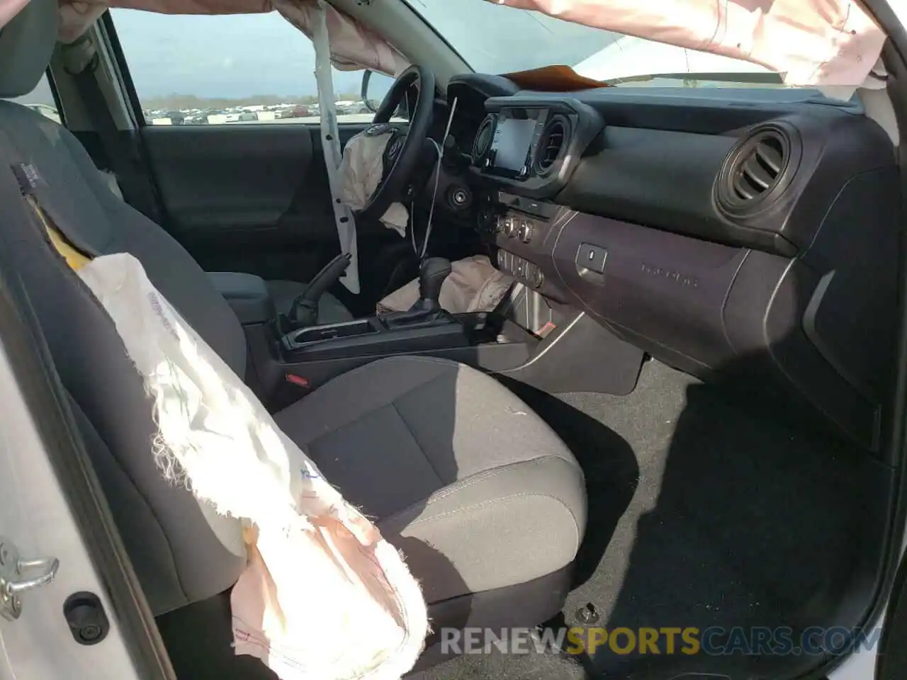 5 Photograph of a damaged car 3TMCZ5AN0MM386237 TOYOTA TACOMA 2021