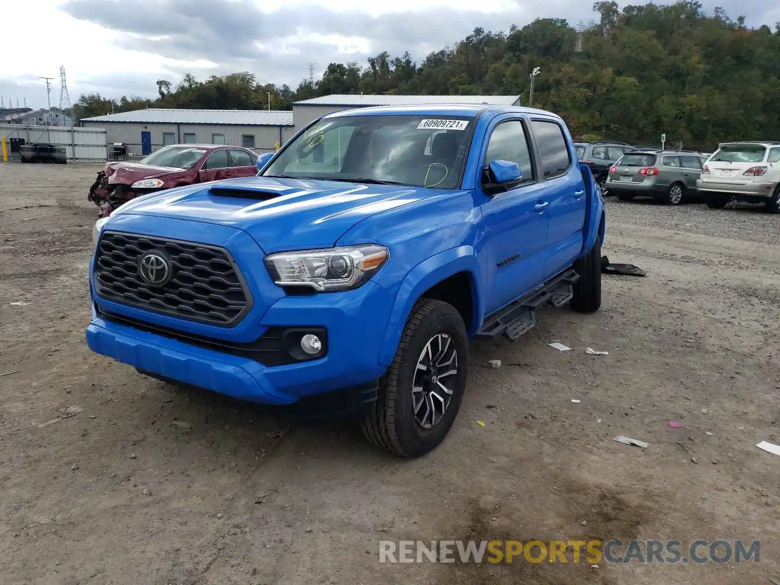 2 Photograph of a damaged car 3TMCZ5AN0MM388988 TOYOTA TACOMA 2021