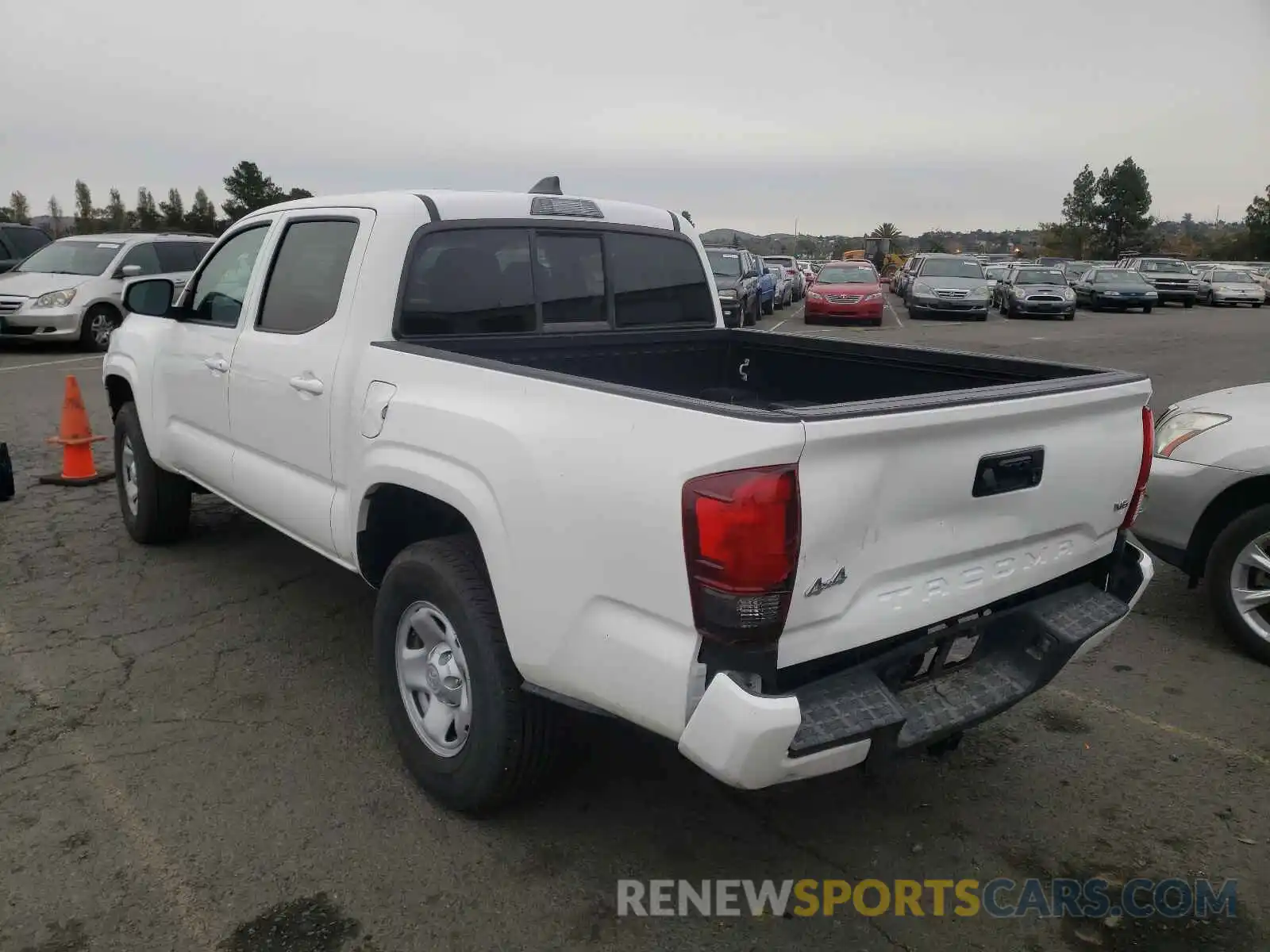 3 Photograph of a damaged car 3TMCZ5AN0MM401836 TOYOTA TACOMA 2021