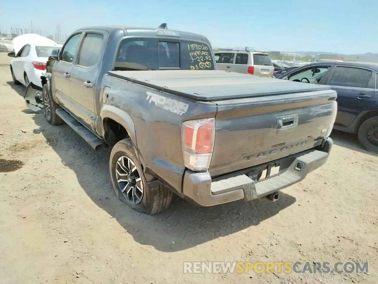 3 Photograph of a damaged car 3TMCZ5AN0MM401934 TOYOTA TACOMA 2021