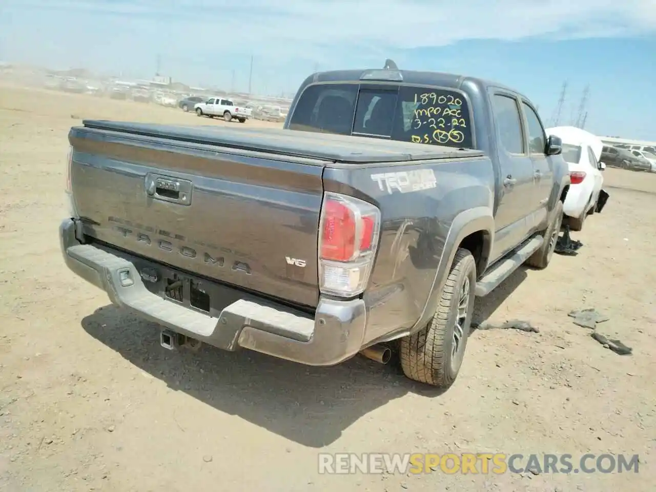 4 Photograph of a damaged car 3TMCZ5AN0MM401934 TOYOTA TACOMA 2021