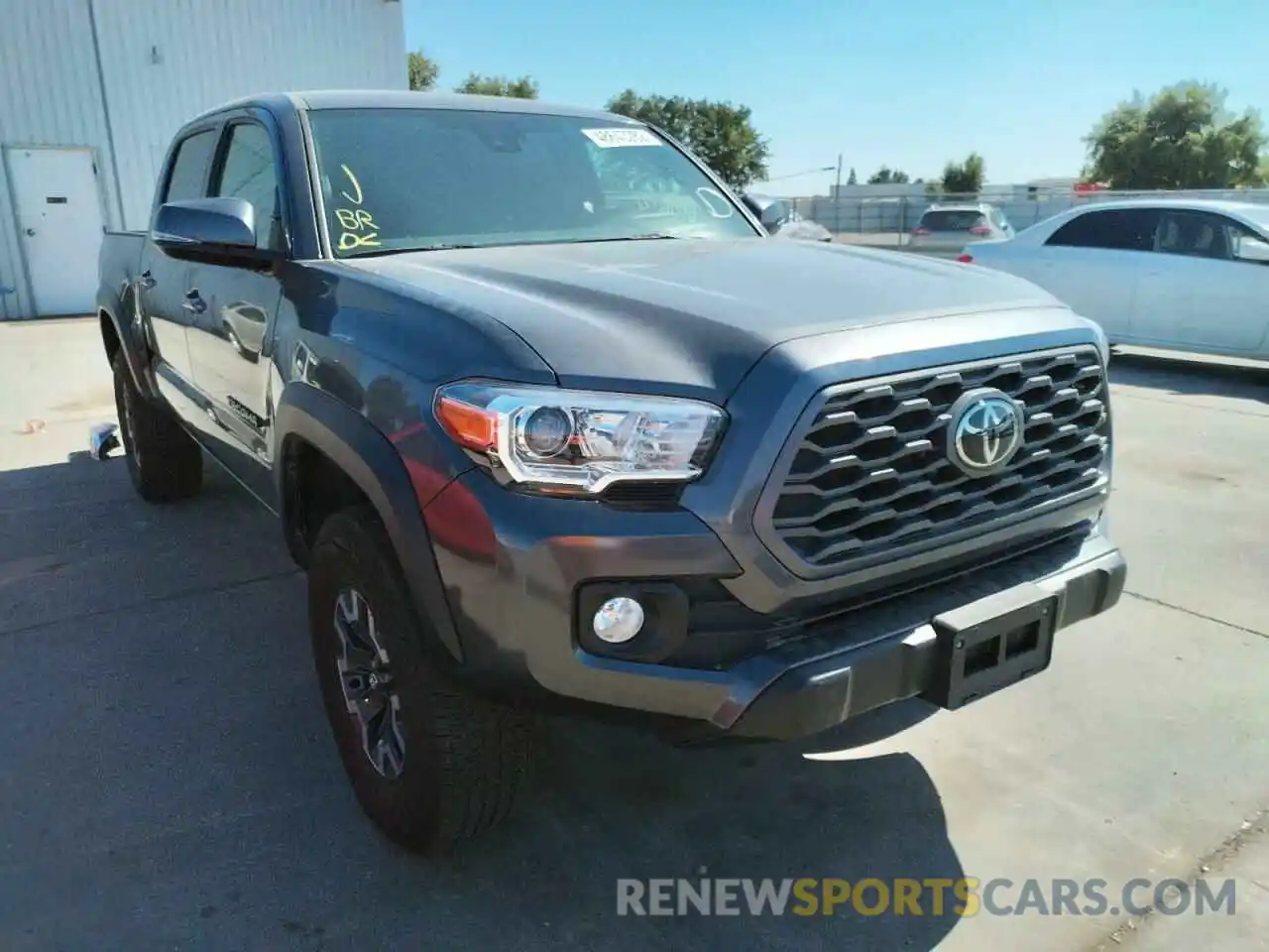 1 Photograph of a damaged car 3TMCZ5AN0MM403473 TOYOTA TACOMA 2021