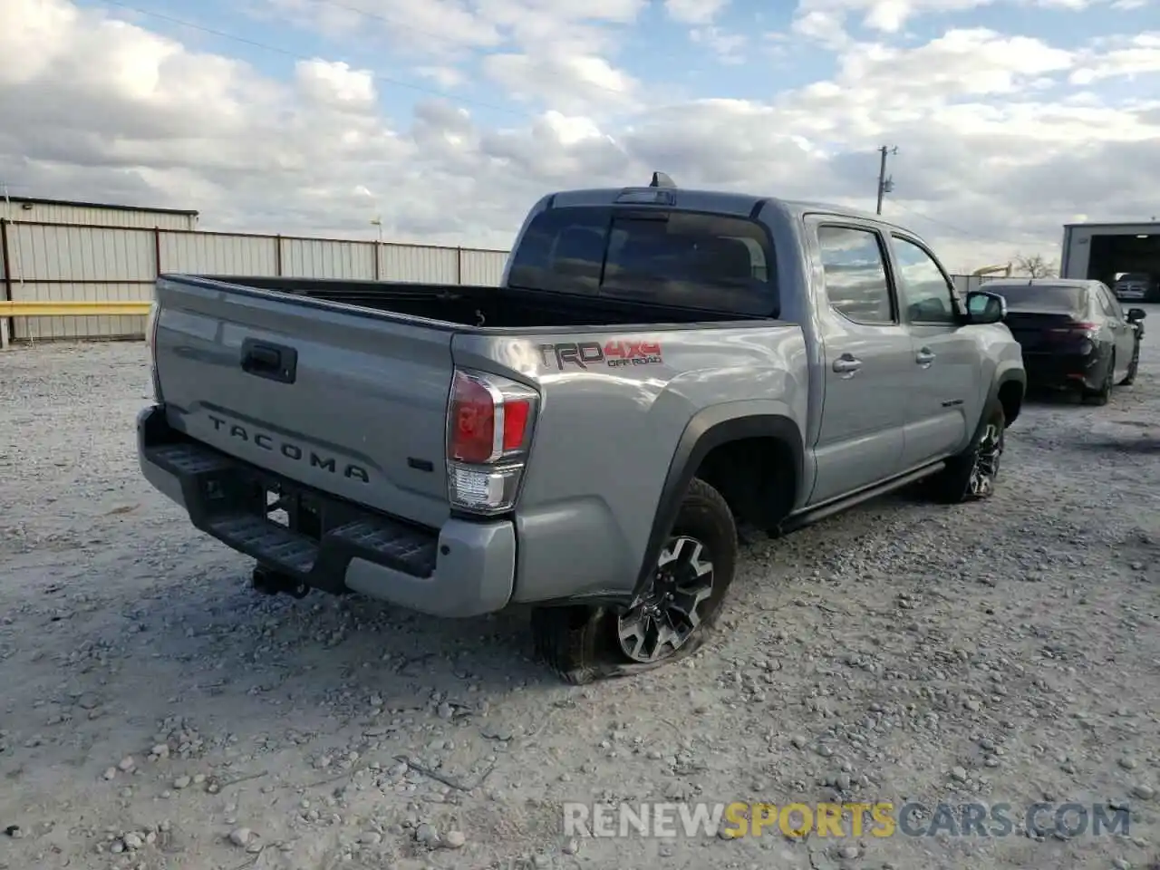 4 Photograph of a damaged car 3TMCZ5AN0MM405093 TOYOTA TACOMA 2021