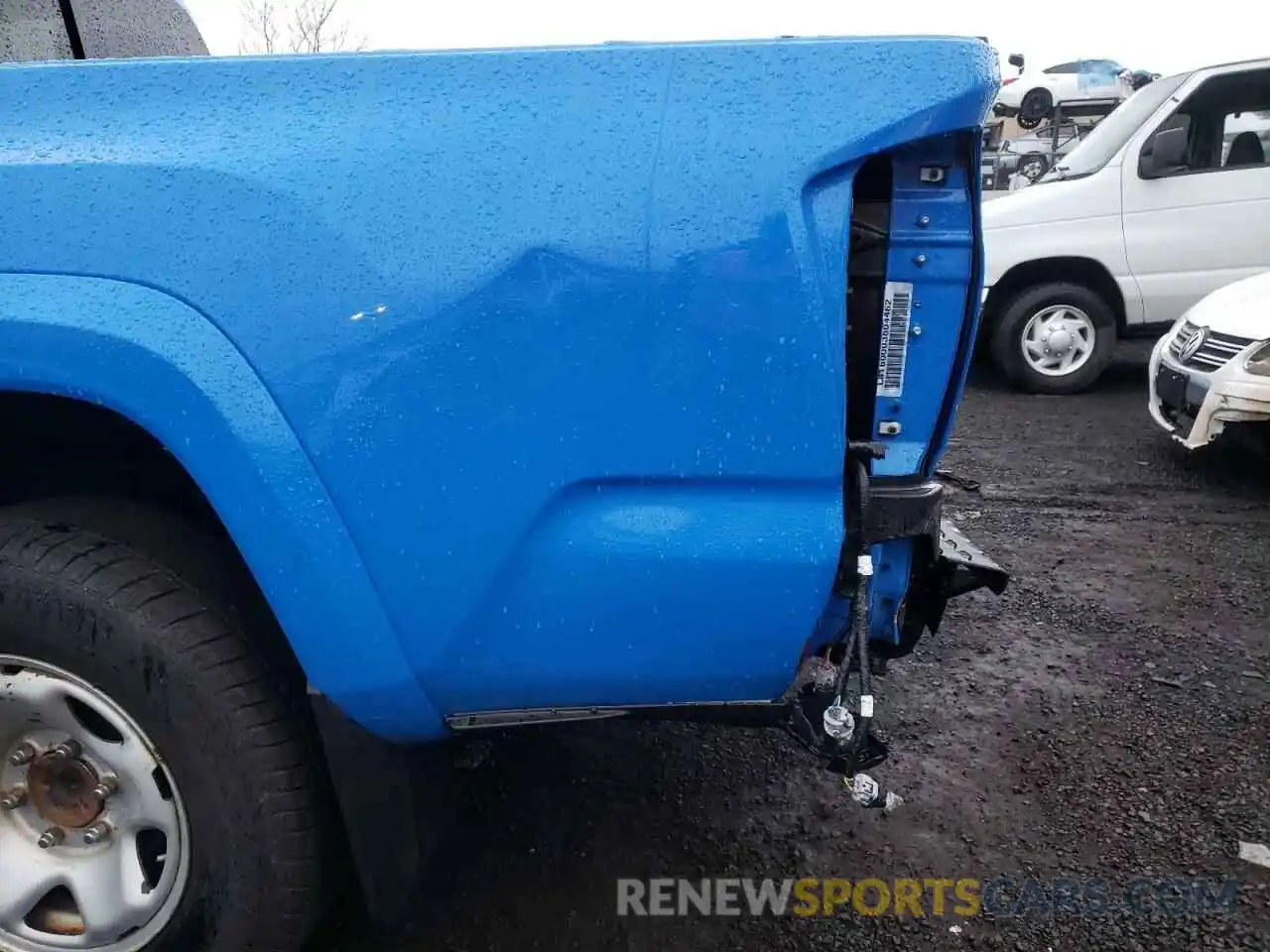 9 Photograph of a damaged car 3TMCZ5AN0MM411119 TOYOTA TACOMA 2021