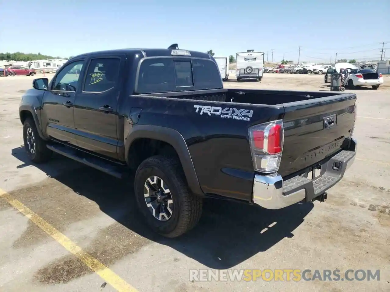 3 Photograph of a damaged car 3TMCZ5AN0MM422430 TOYOTA TACOMA 2021