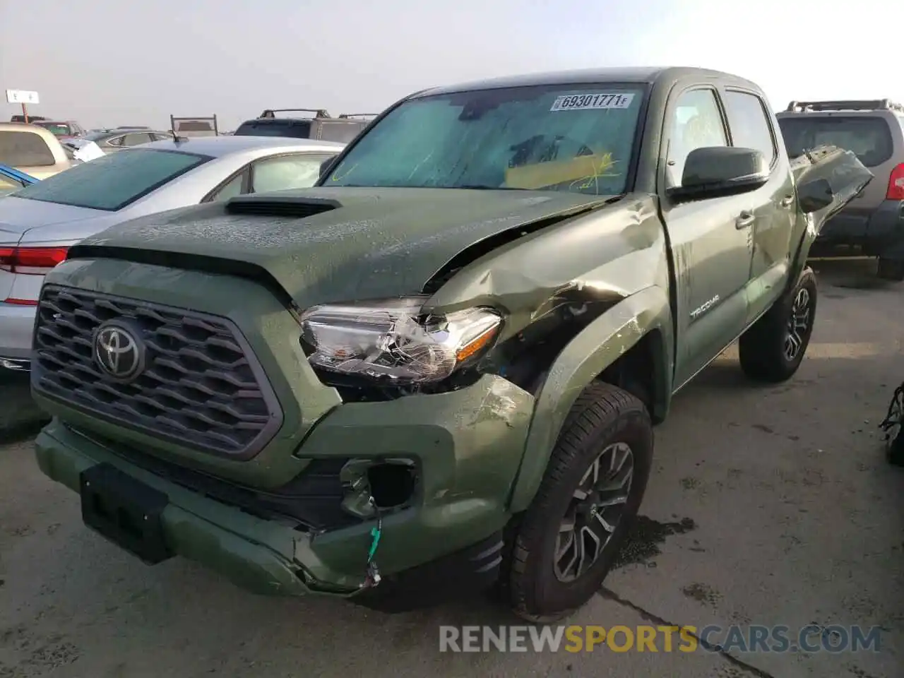 2 Photograph of a damaged car 3TMCZ5AN0MM423688 TOYOTA TACOMA 2021