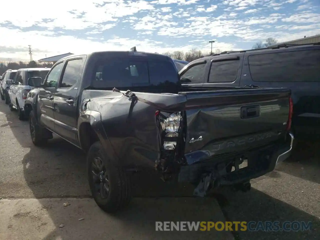 3 Photograph of a damaged car 3TMCZ5AN0MM424422 TOYOTA TACOMA 2021