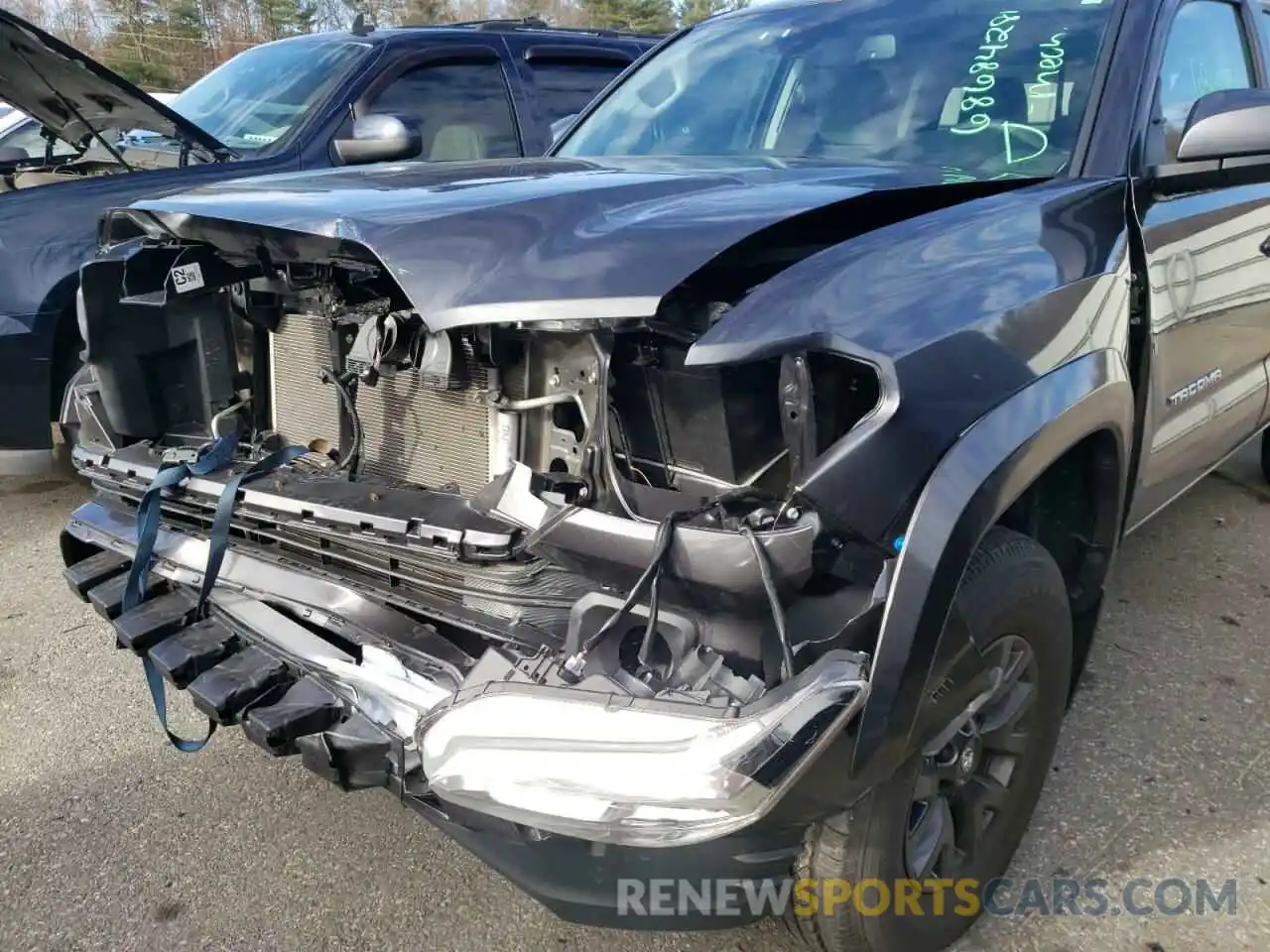 9 Photograph of a damaged car 3TMCZ5AN0MM424422 TOYOTA TACOMA 2021