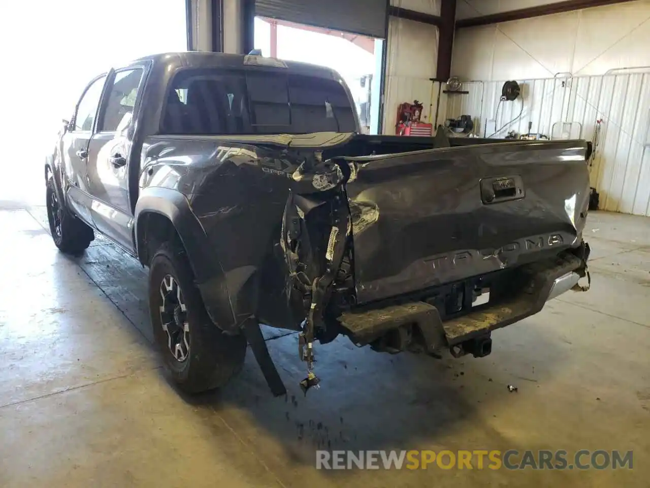 3 Photograph of a damaged car 3TMCZ5AN0MM430172 TOYOTA TACOMA 2021