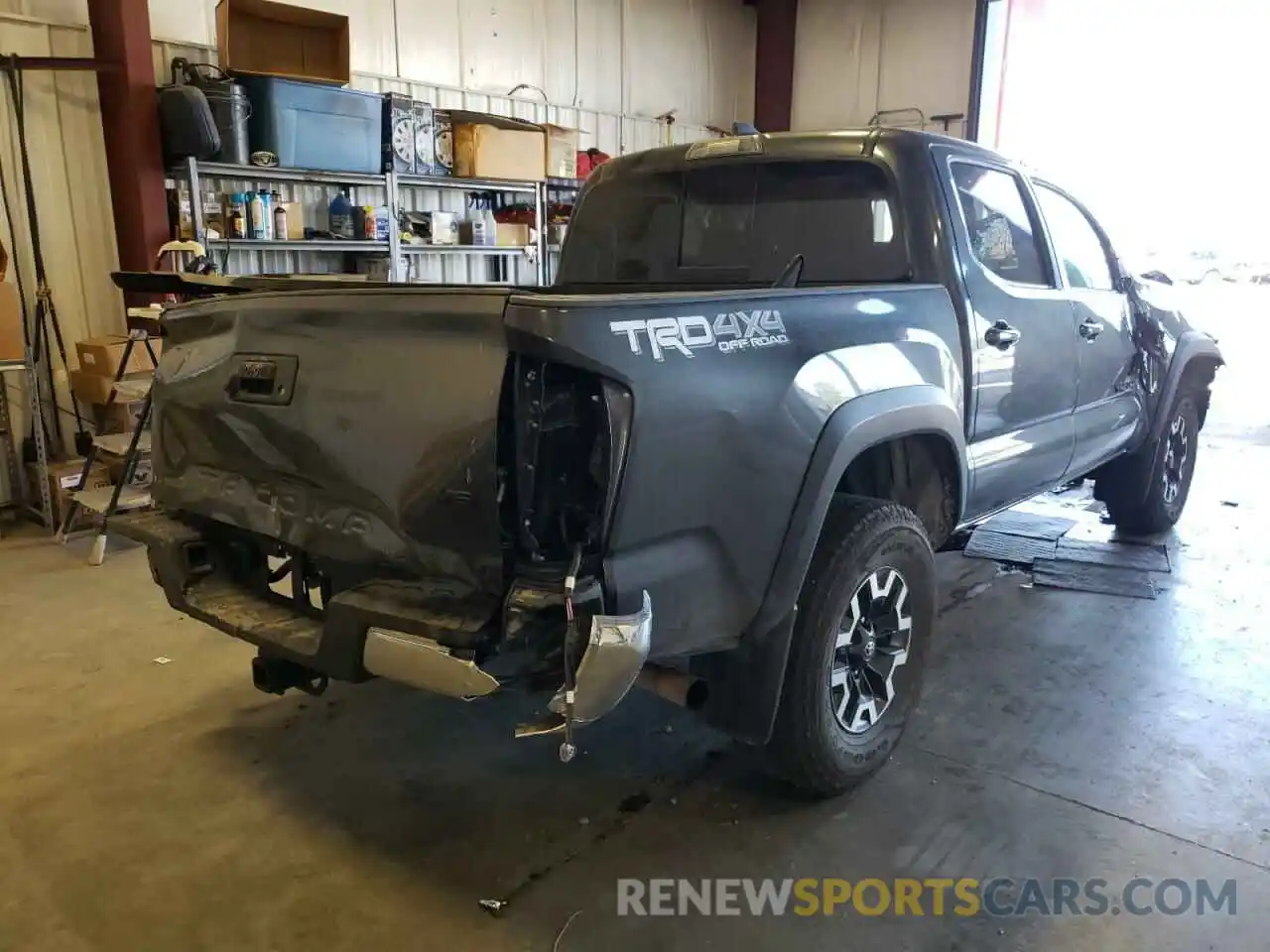 4 Photograph of a damaged car 3TMCZ5AN0MM430172 TOYOTA TACOMA 2021