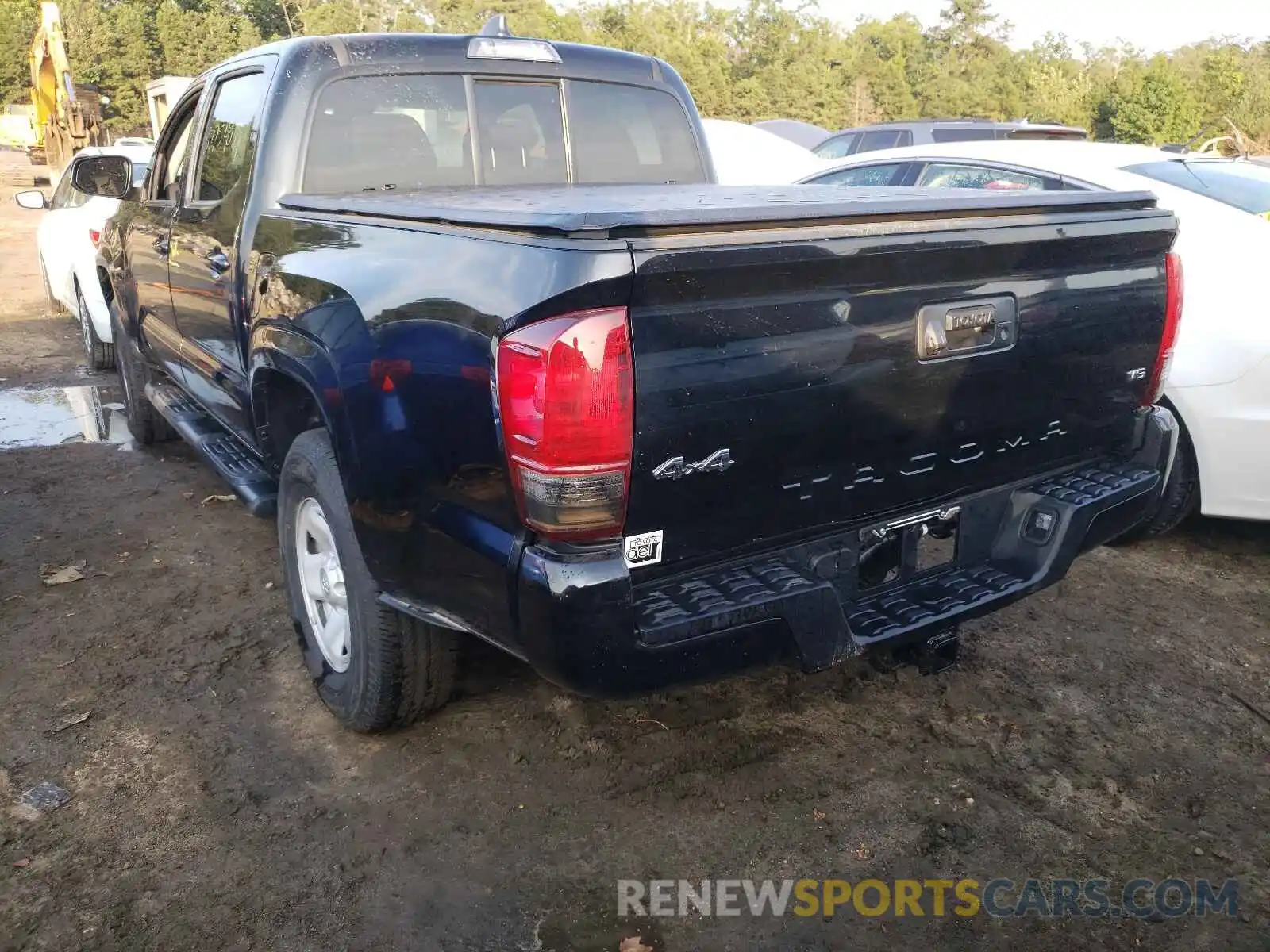 3 Photograph of a damaged car 3TMCZ5AN0MM439258 TOYOTA TACOMA 2021