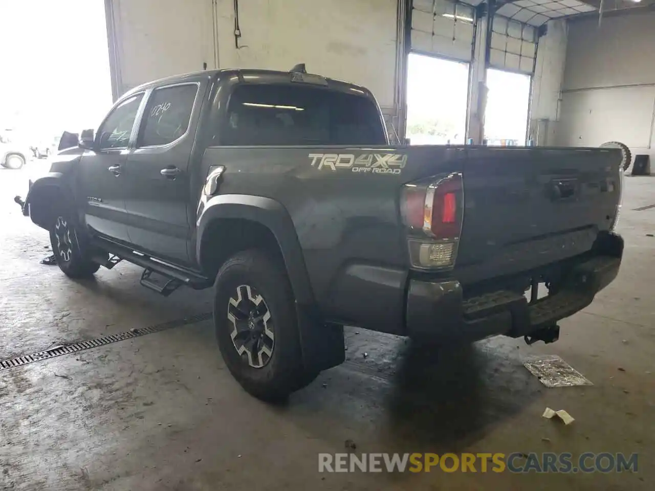 3 Photograph of a damaged car 3TMCZ5AN0MM440393 TOYOTA TACOMA 2021