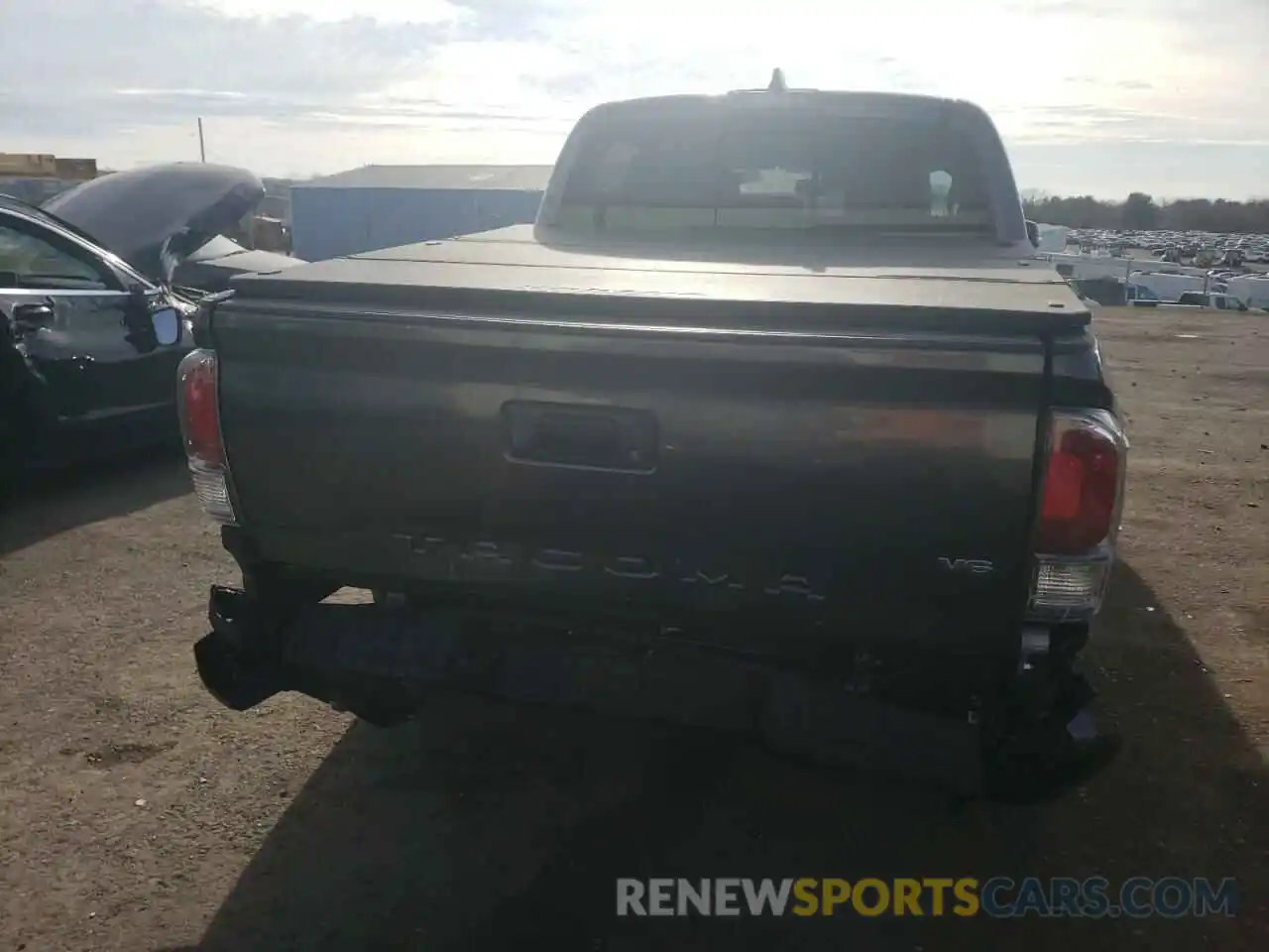 9 Photograph of a damaged car 3TMCZ5AN0MM441074 TOYOTA TACOMA 2021