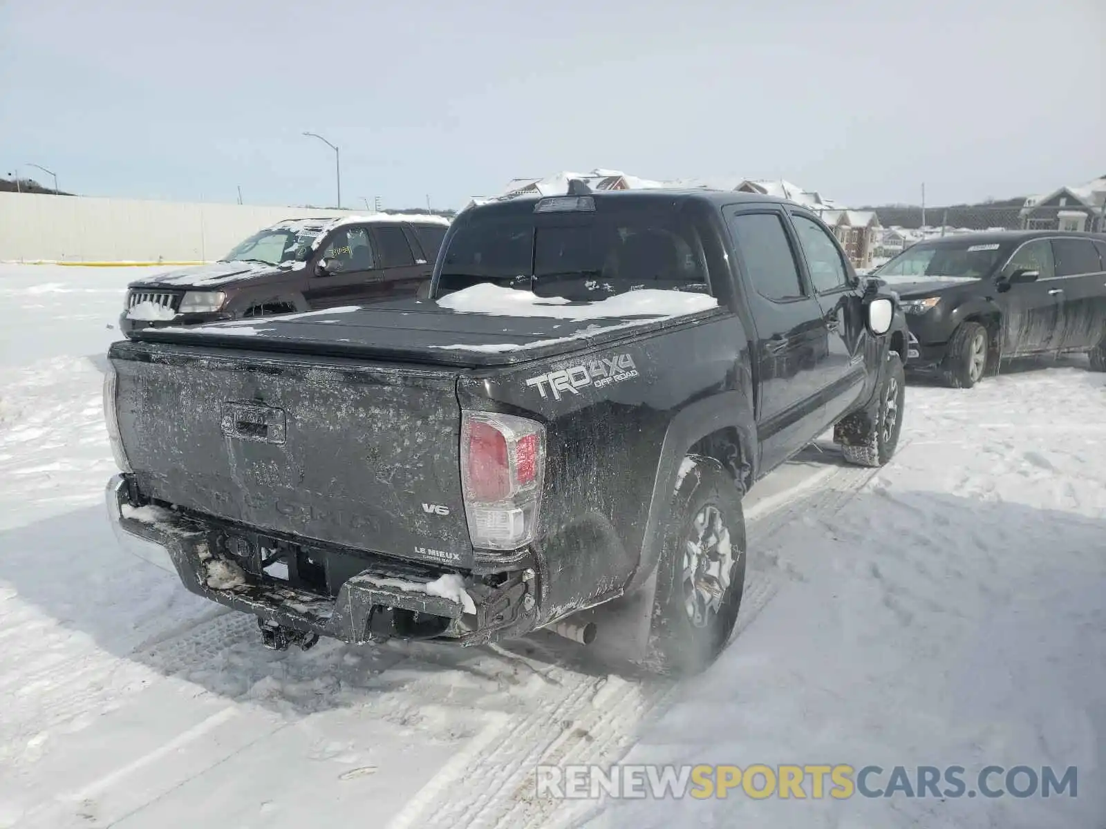 4 Photograph of a damaged car 3TMCZ5AN1MM392855 TOYOTA TACOMA 2021