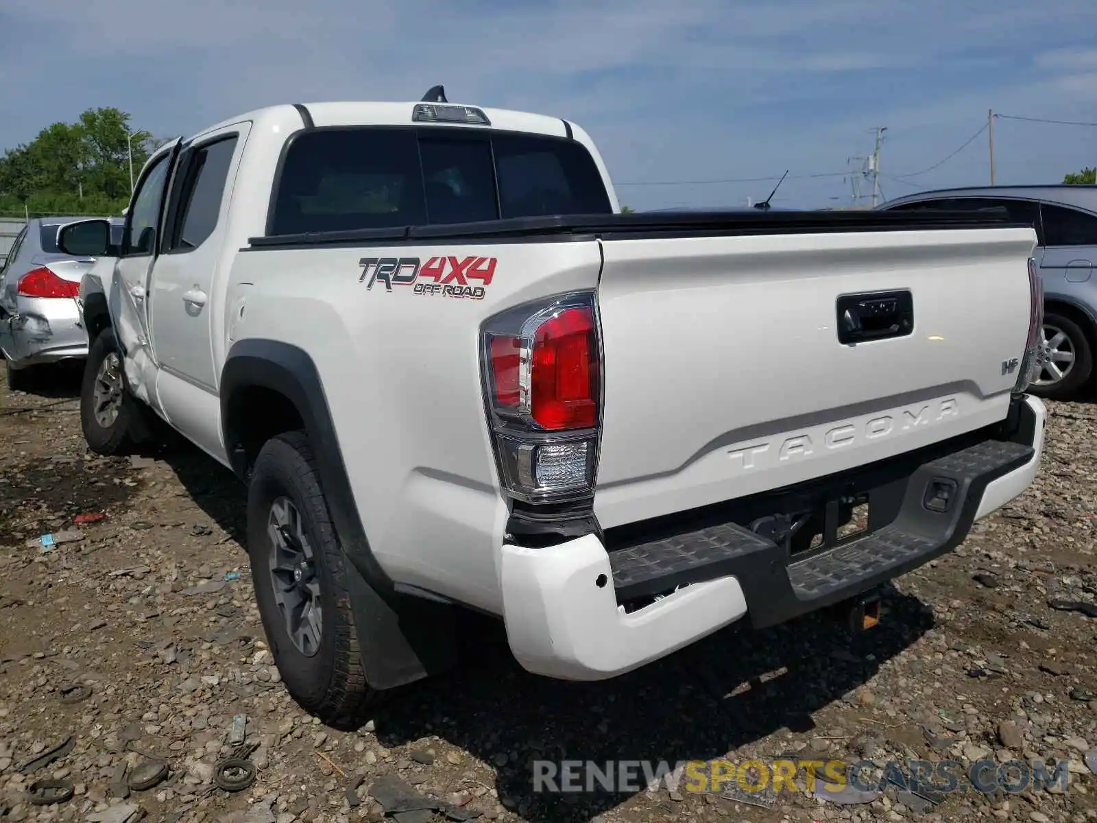 3 Photograph of a damaged car 3TMCZ5AN1MM409718 TOYOTA TACOMA 2021