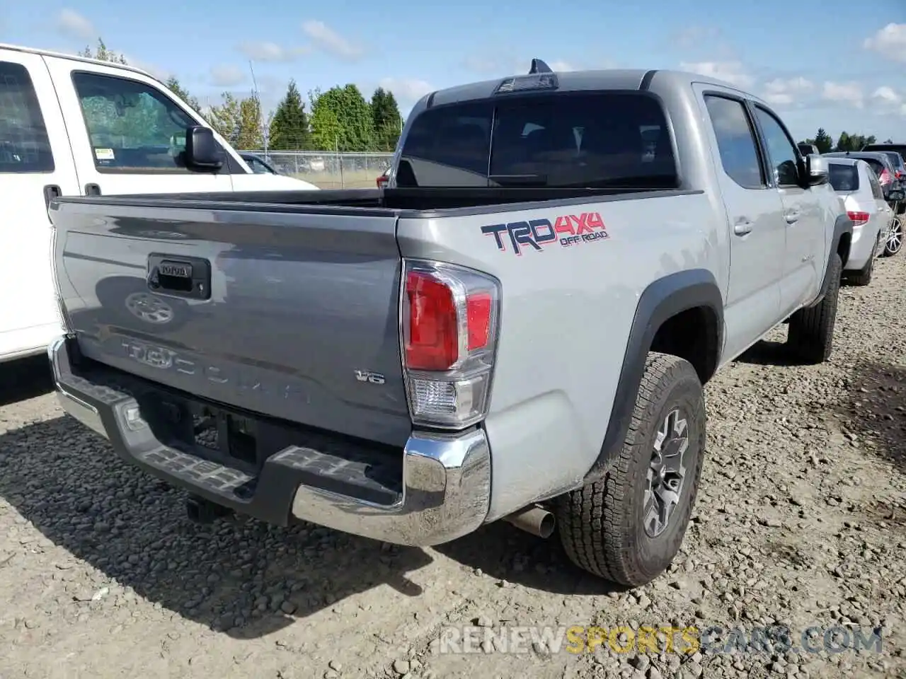 4 Photograph of a damaged car 3TMCZ5AN1MM415499 TOYOTA TACOMA 2021