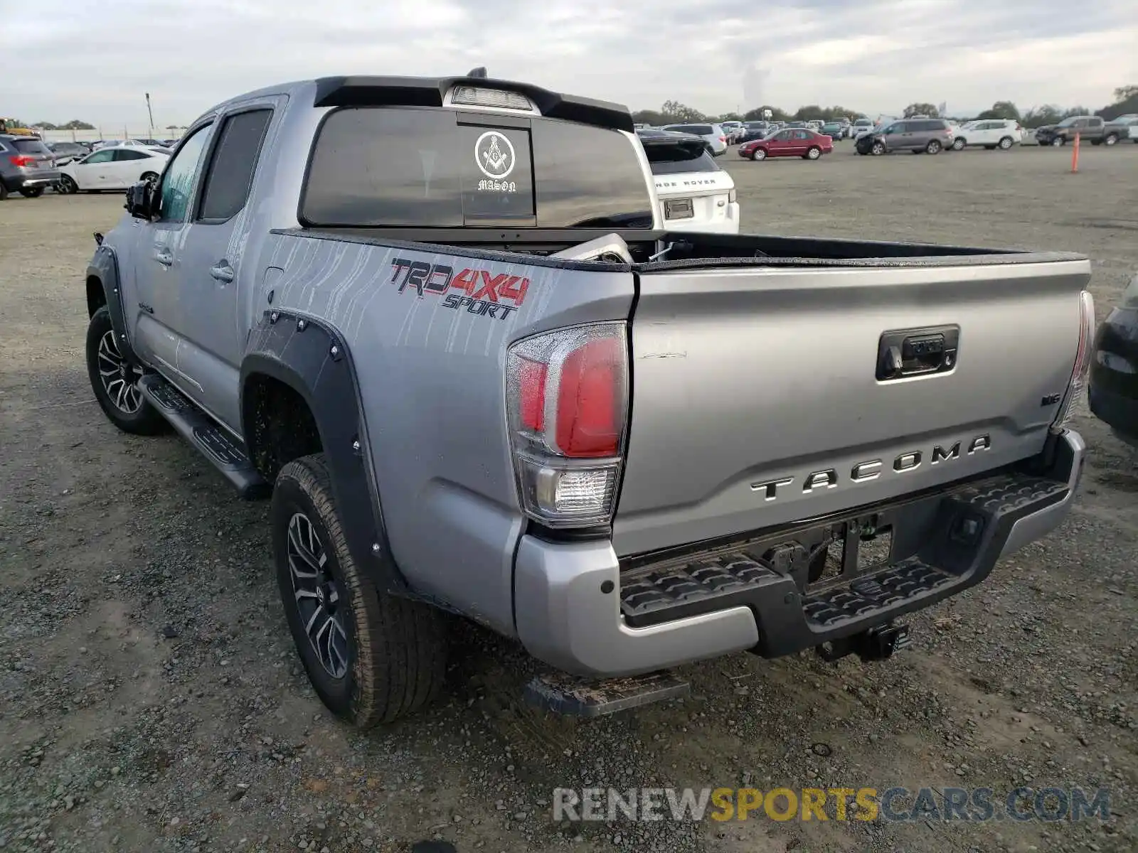 3 Photograph of a damaged car 3TMCZ5AN1MM417964 TOYOTA TACOMA 2021