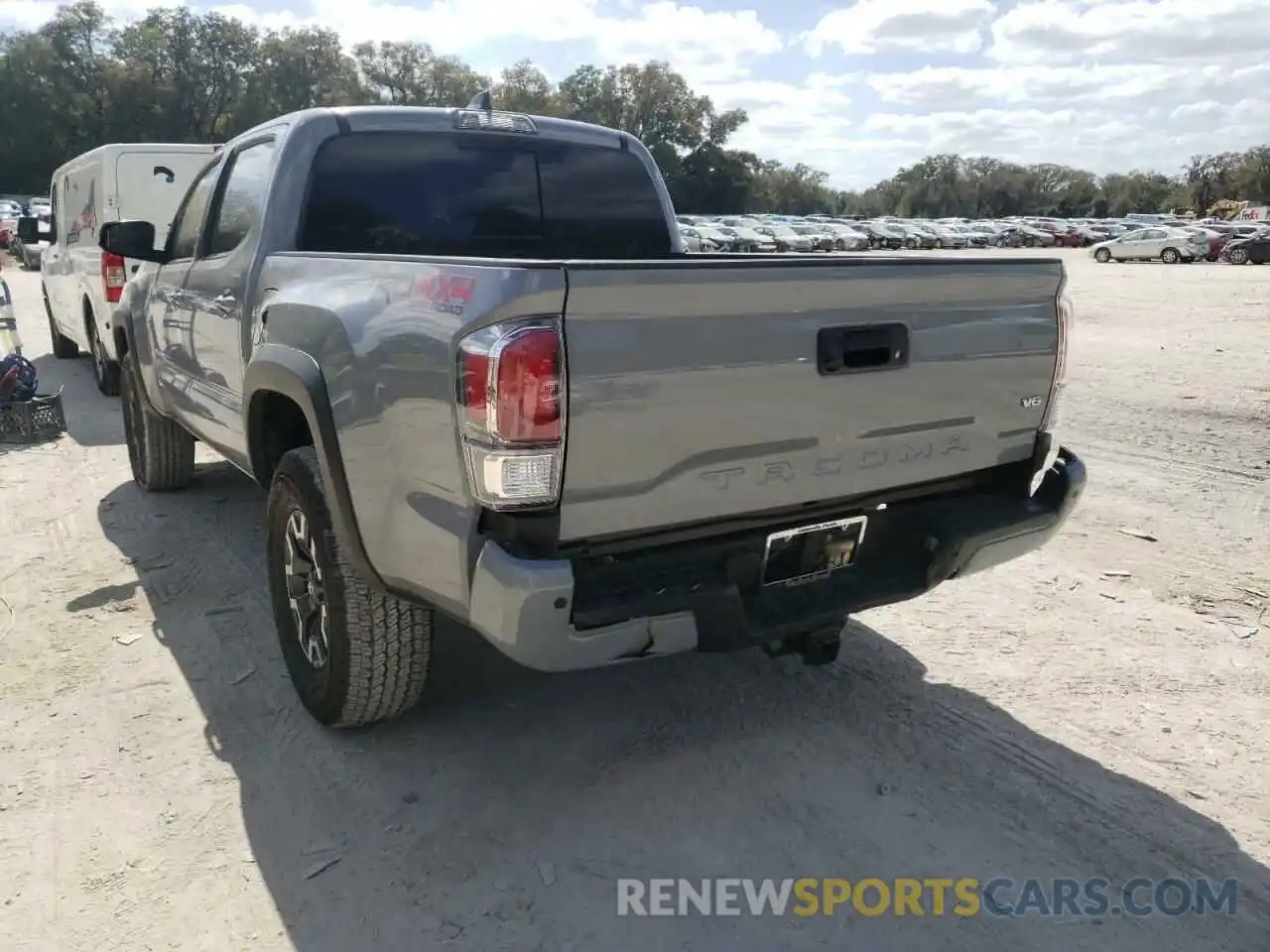 3 Photograph of a damaged car 3TMCZ5AN1MM433419 TOYOTA TACOMA 2021