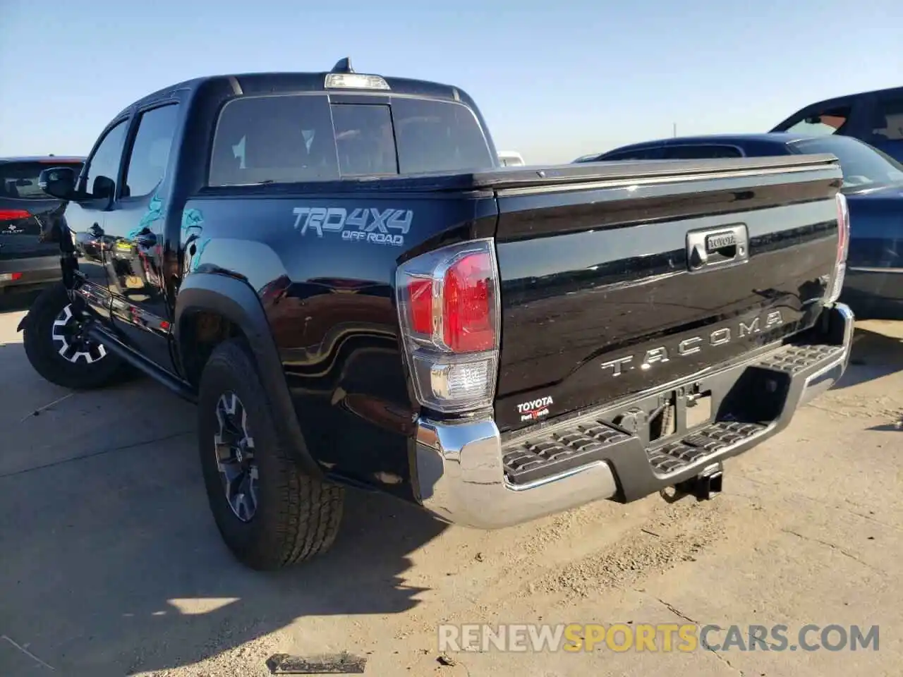 3 Photograph of a damaged car 3TMCZ5AN1MM450432 TOYOTA TACOMA 2021