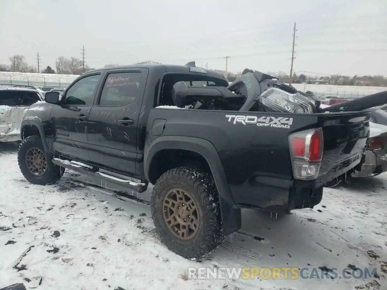 3 Photograph of a damaged car 3TMCZ5AN1MM452245 TOYOTA TACOMA 2021