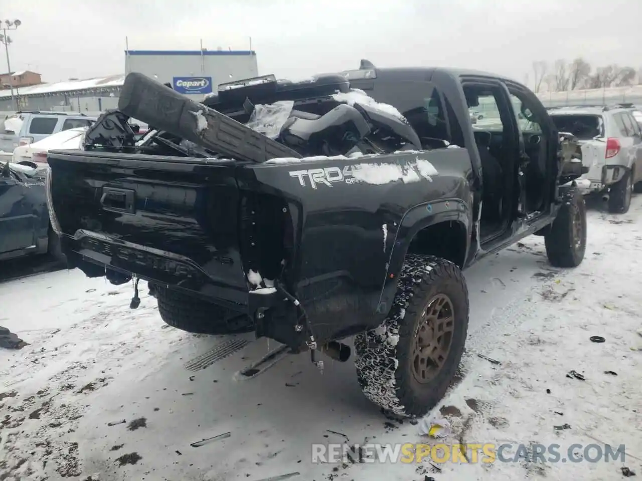 4 Photograph of a damaged car 3TMCZ5AN1MM452245 TOYOTA TACOMA 2021