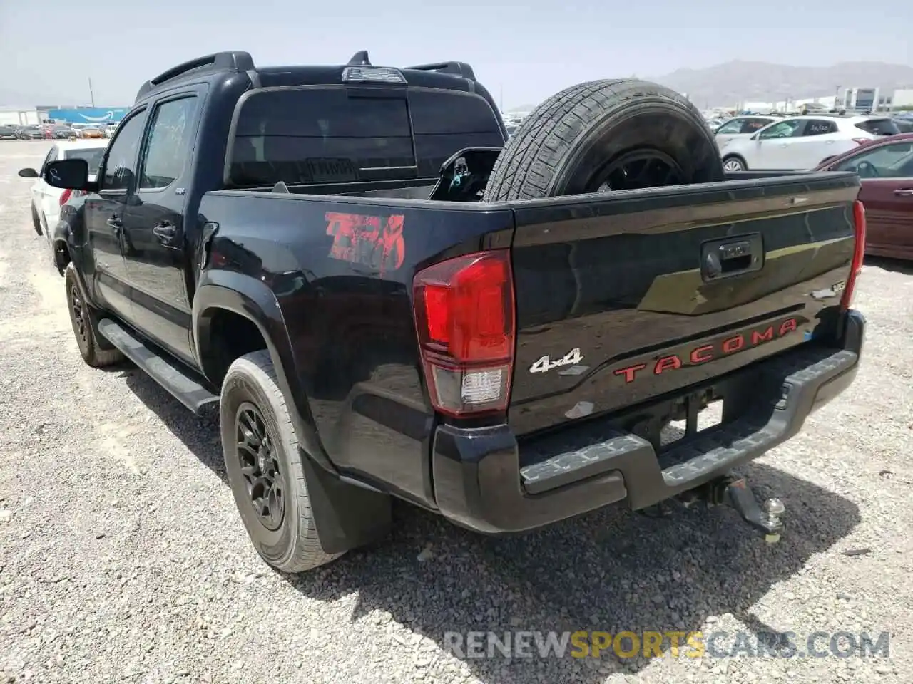 3 Photograph of a damaged car 3TMCZ5AN2MM372193 TOYOTA TACOMA 2021