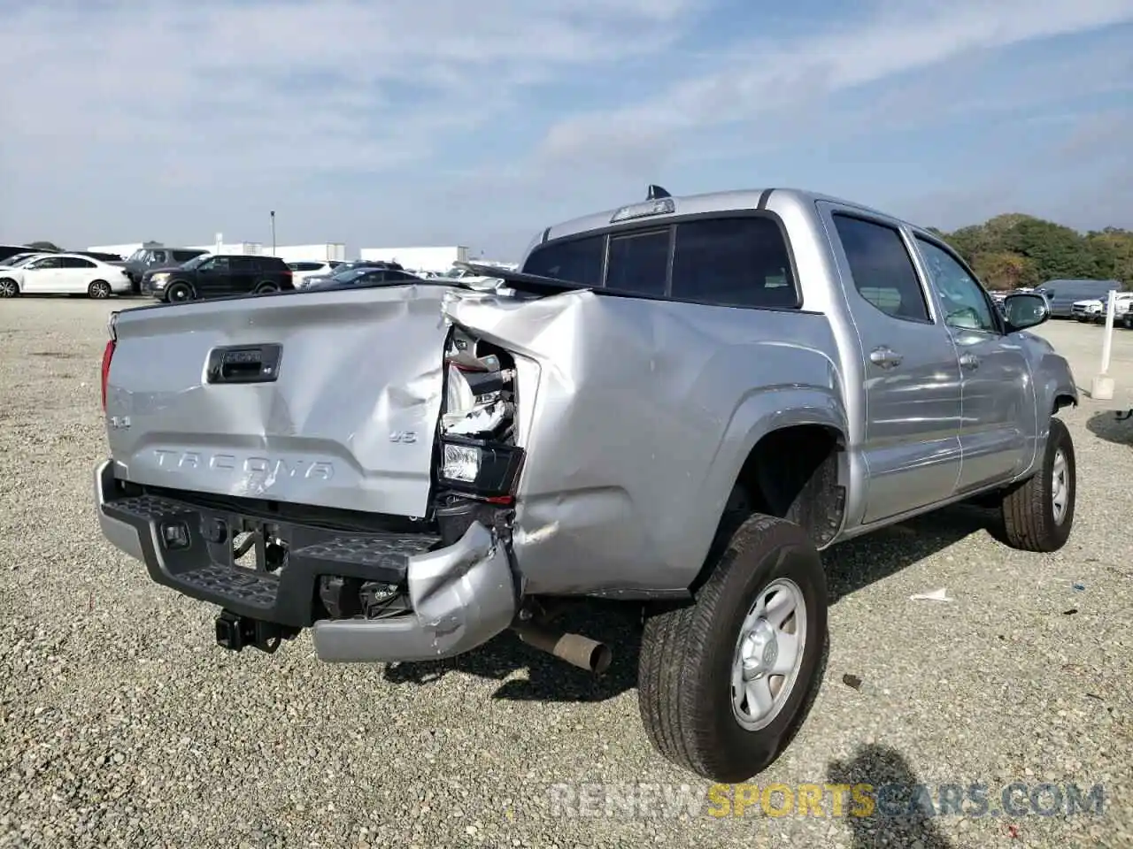 4 Photograph of a damaged car 3TMCZ5AN2MM374431 TOYOTA TACOMA 2021