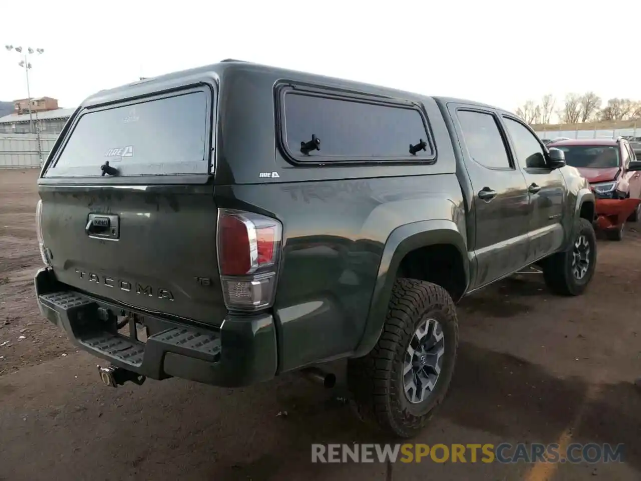 4 Фотография поврежденного автомобиля 3TMCZ5AN2MM389916 TOYOTA TACOMA 2021