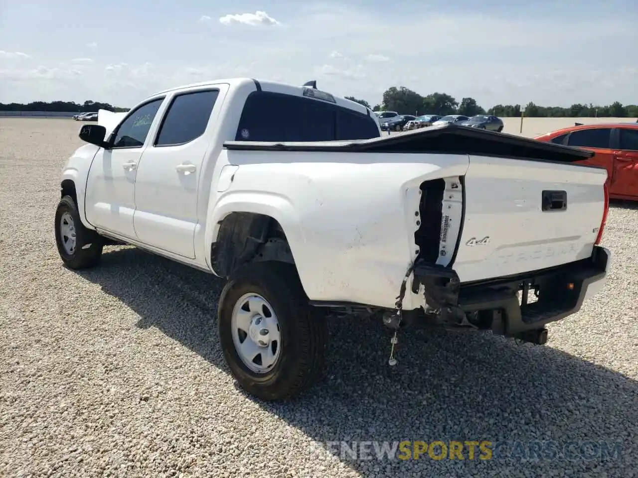 3 Photograph of a damaged car 3TMCZ5AN2MM393951 TOYOTA TACOMA 2021